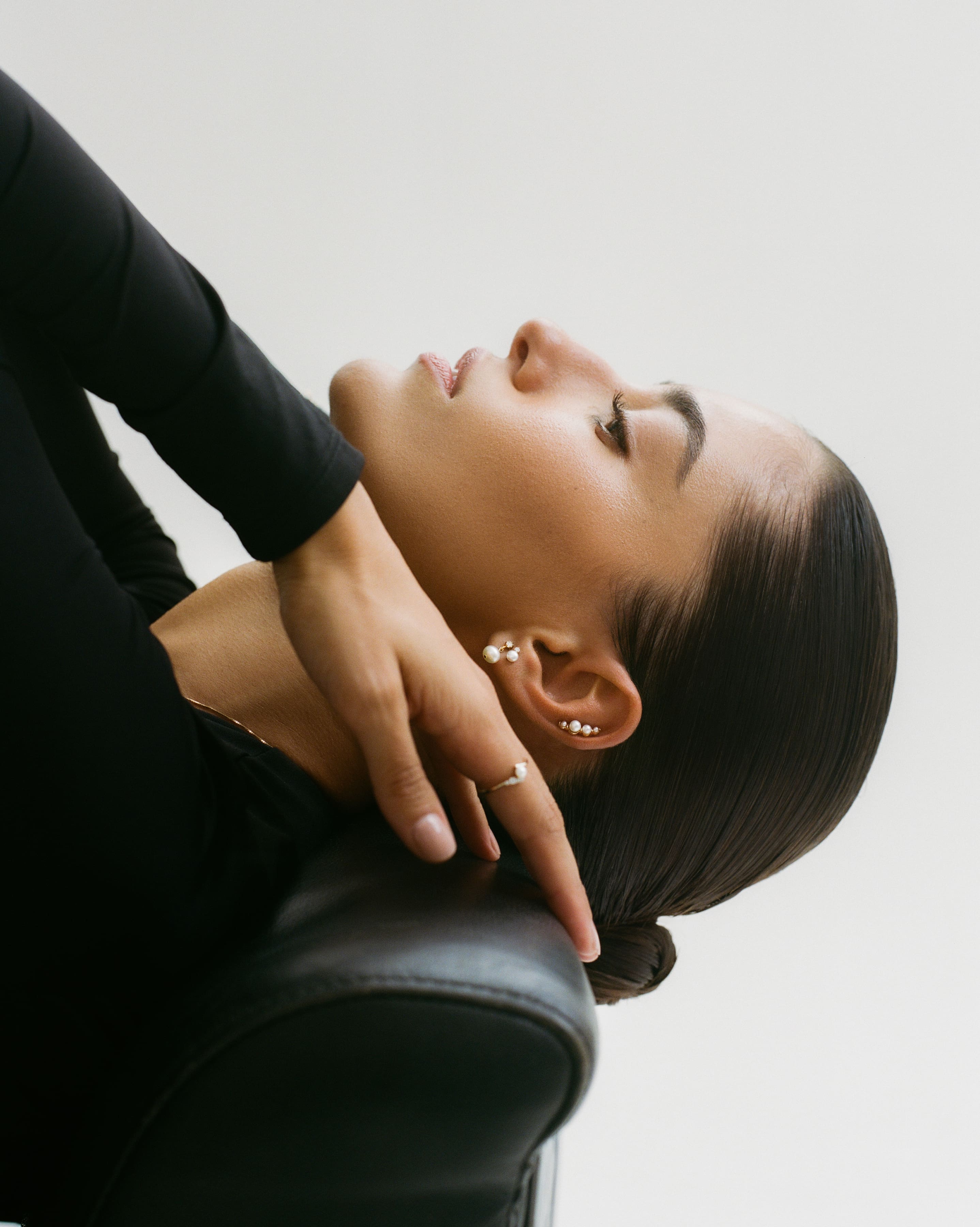 Adagio Threaded Stud