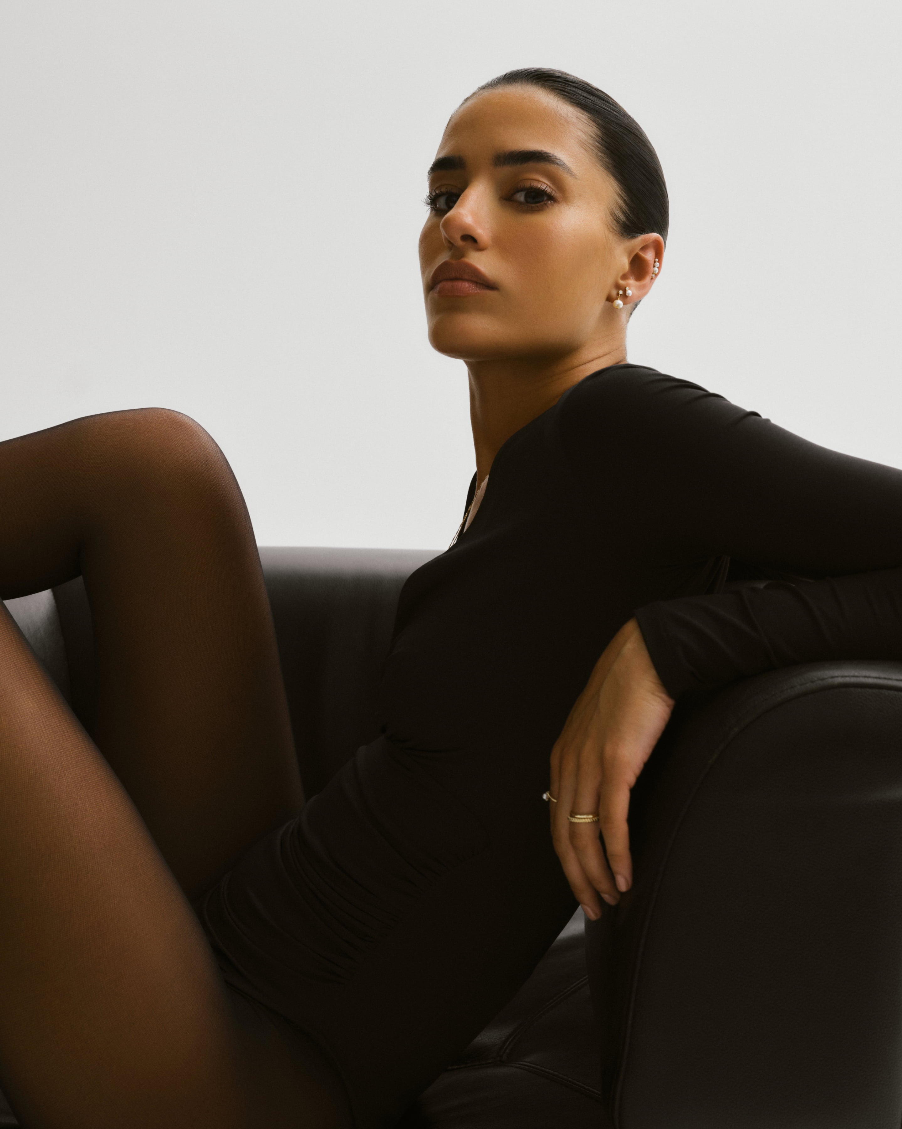 Adagio Threaded Stud