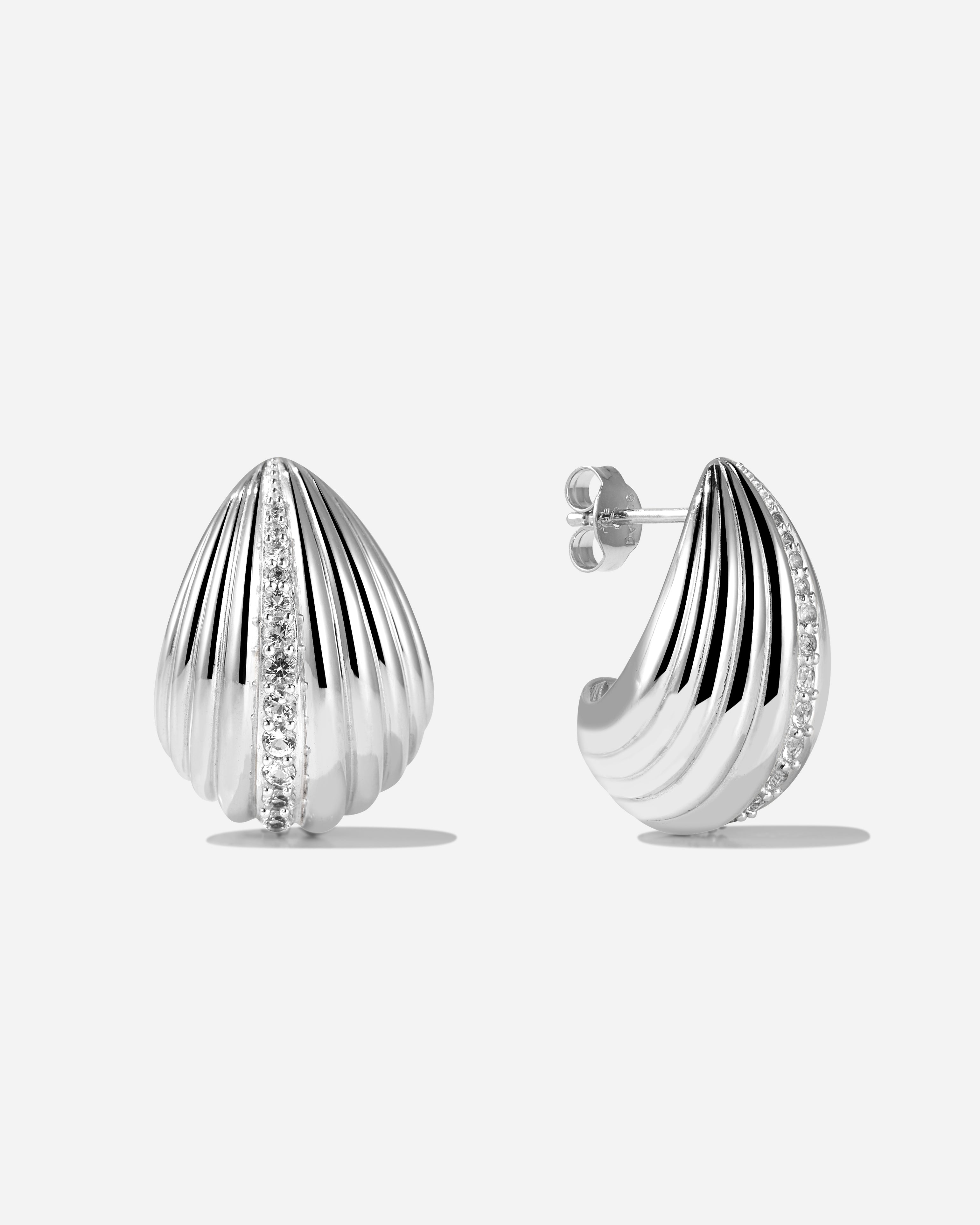 Emelie Drop Earrings