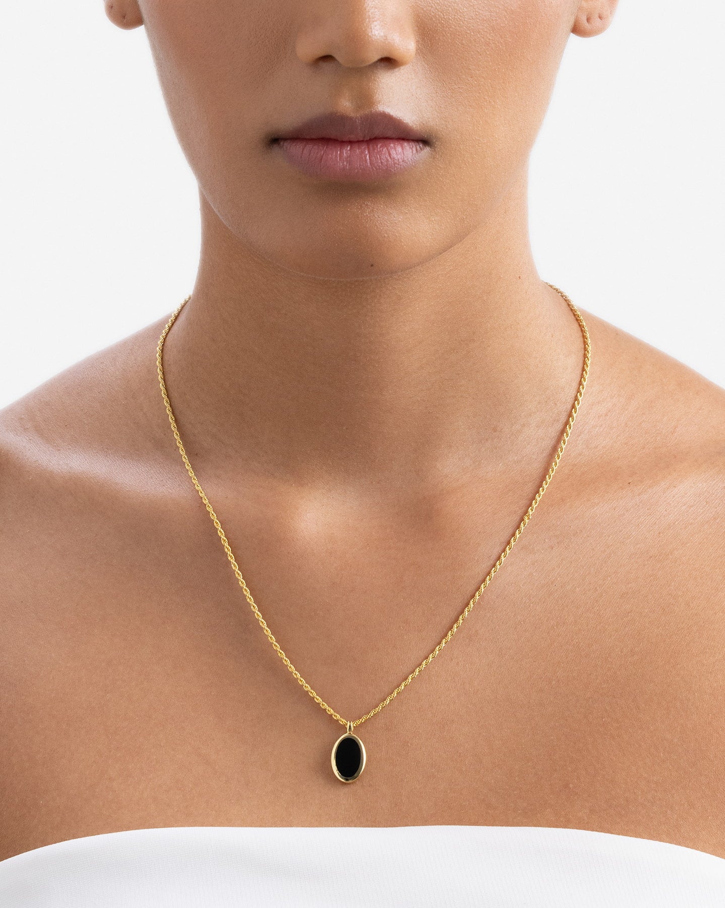 Como Onyx Necklace