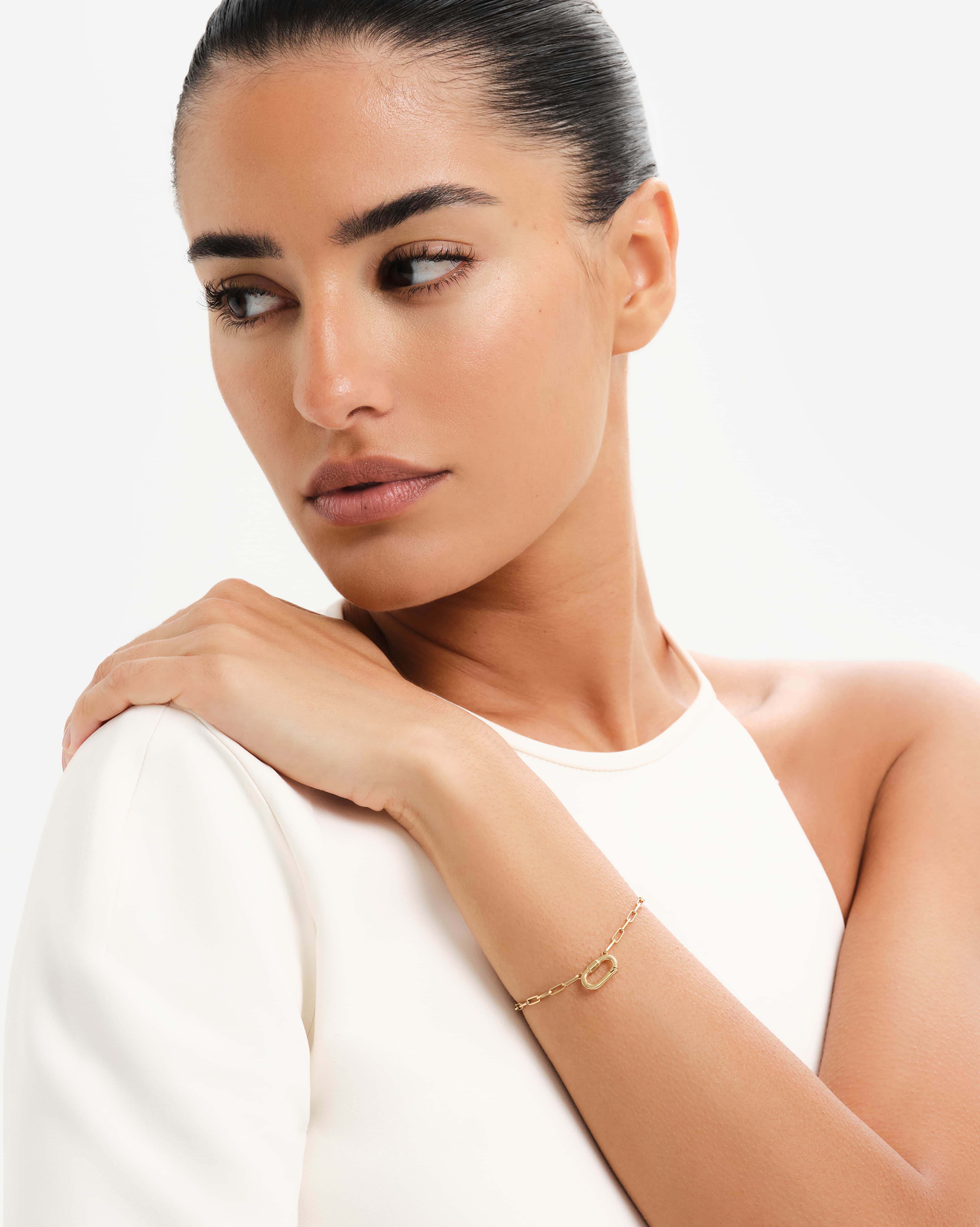 Elea Charm Clasp Bracelet