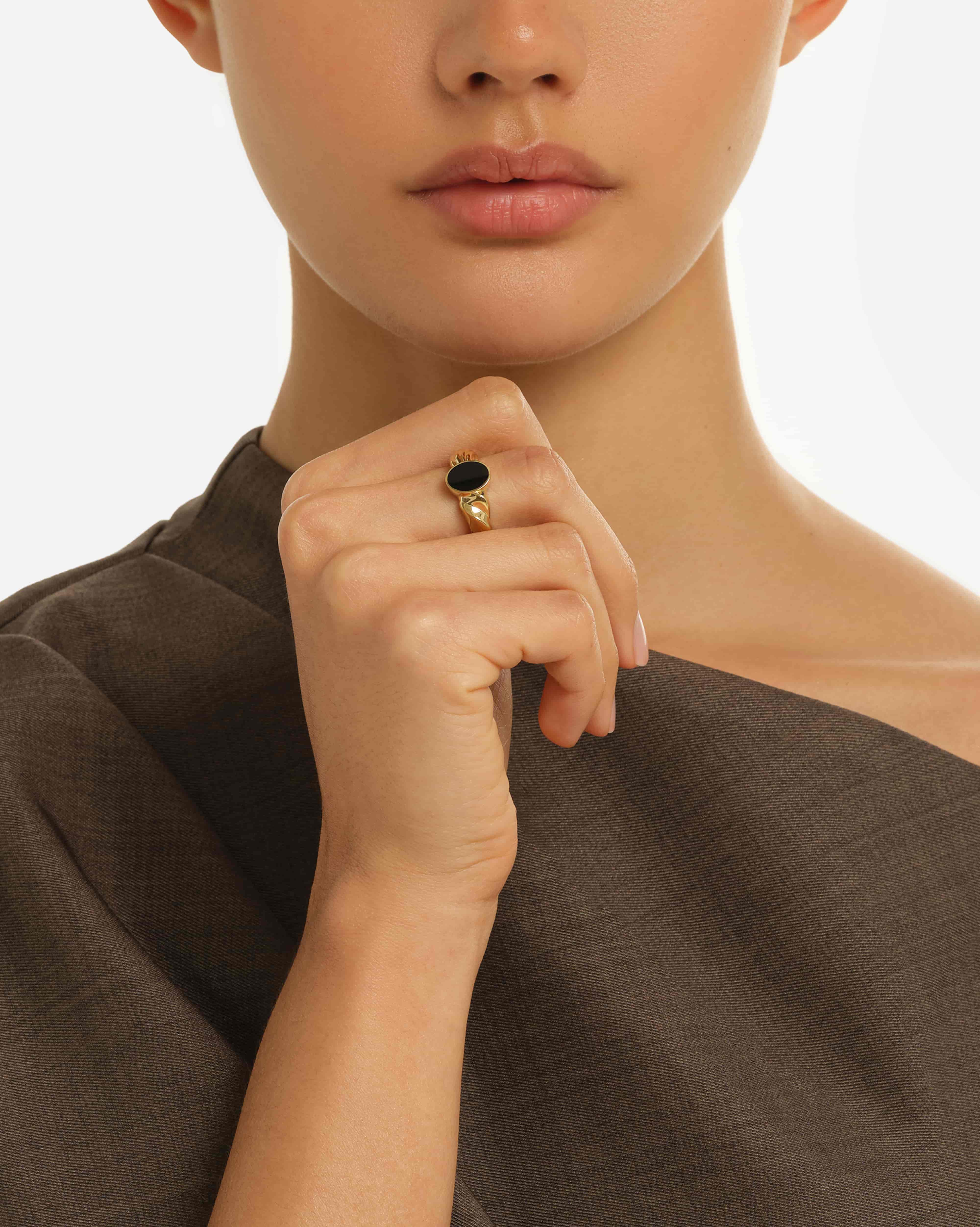 Savona Onyx Ring