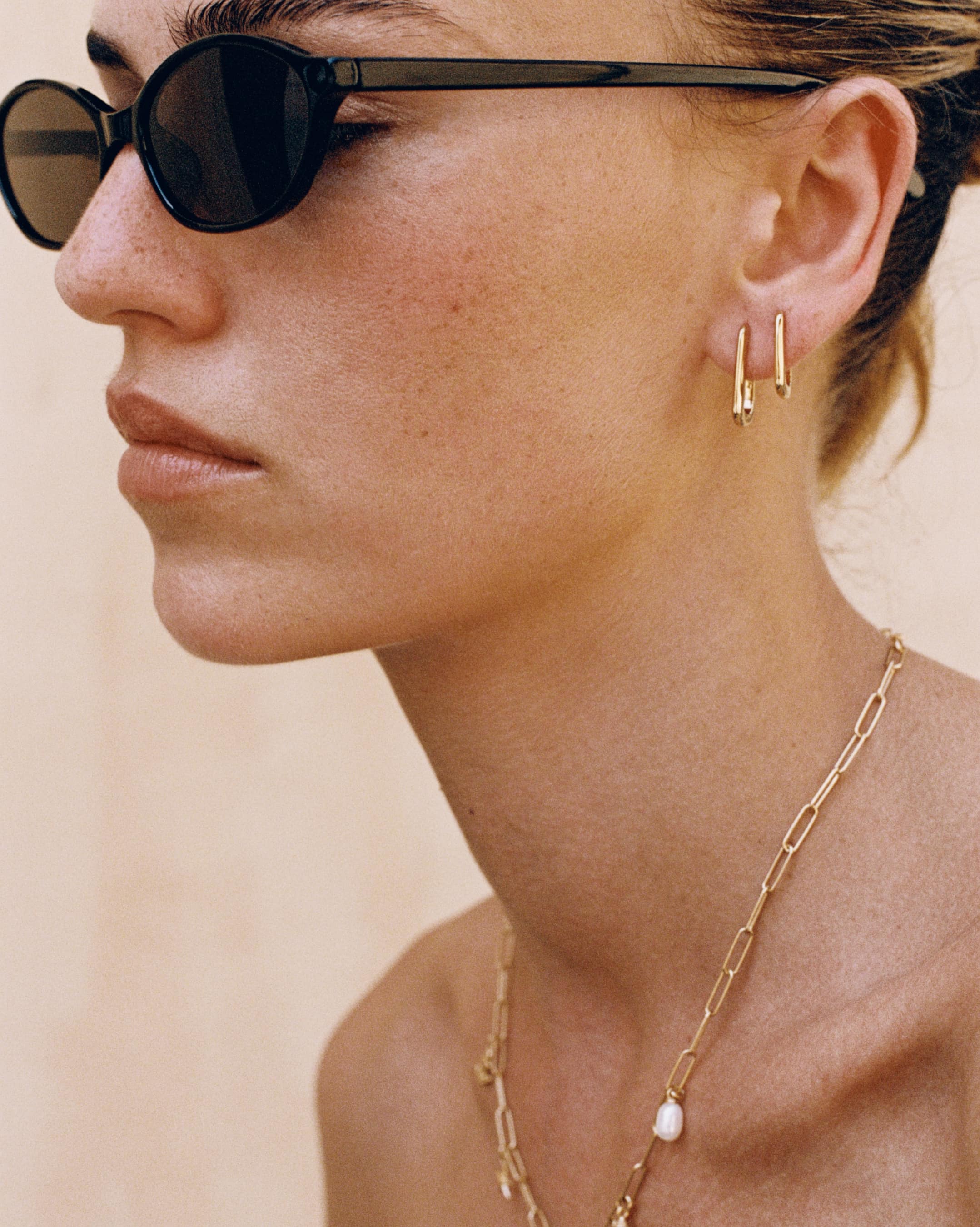 Vicenza Slim Medium Hoops