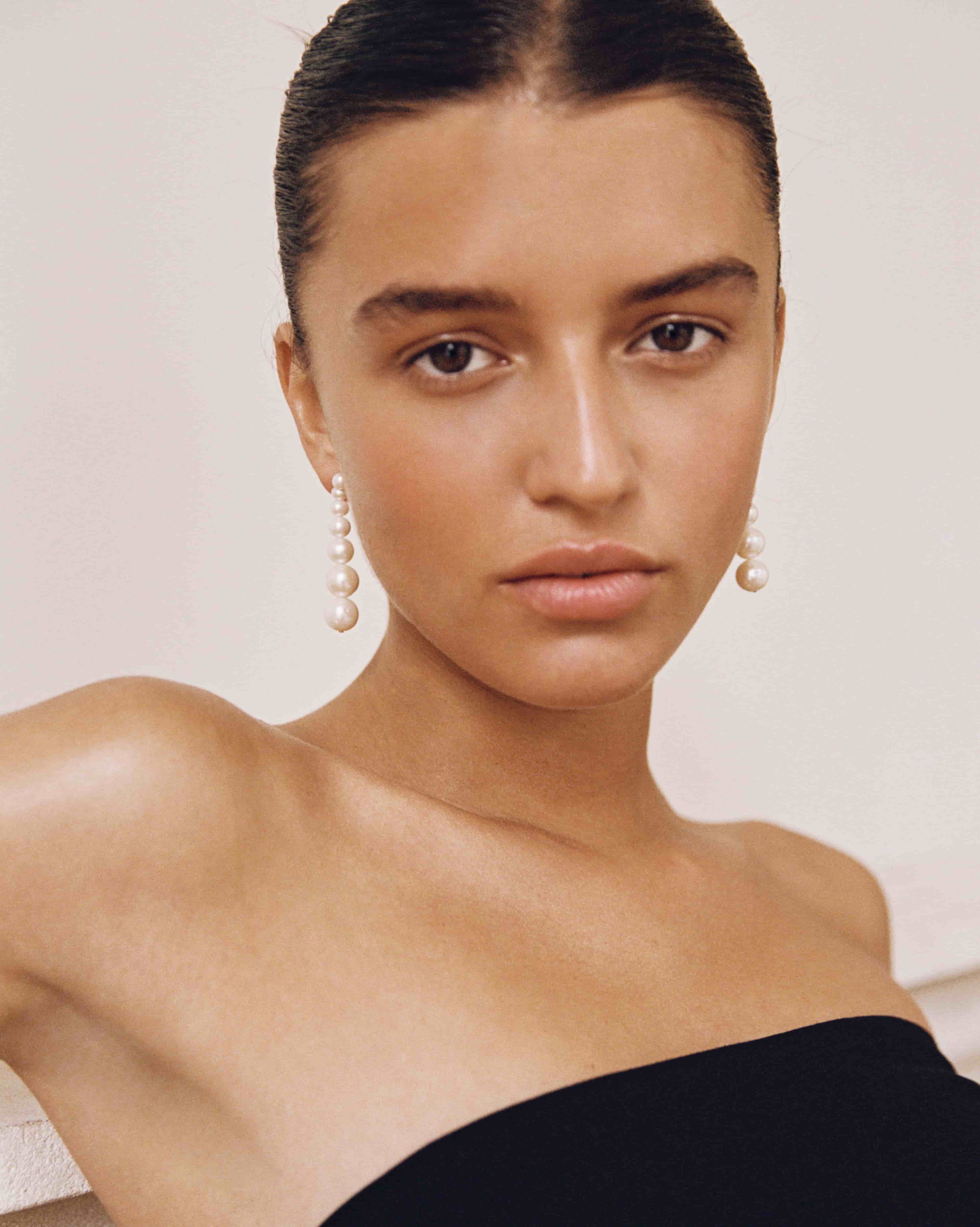 BRUNA The Label Earrings 18k Gold Vermeil / Perlen Cassis Earrings