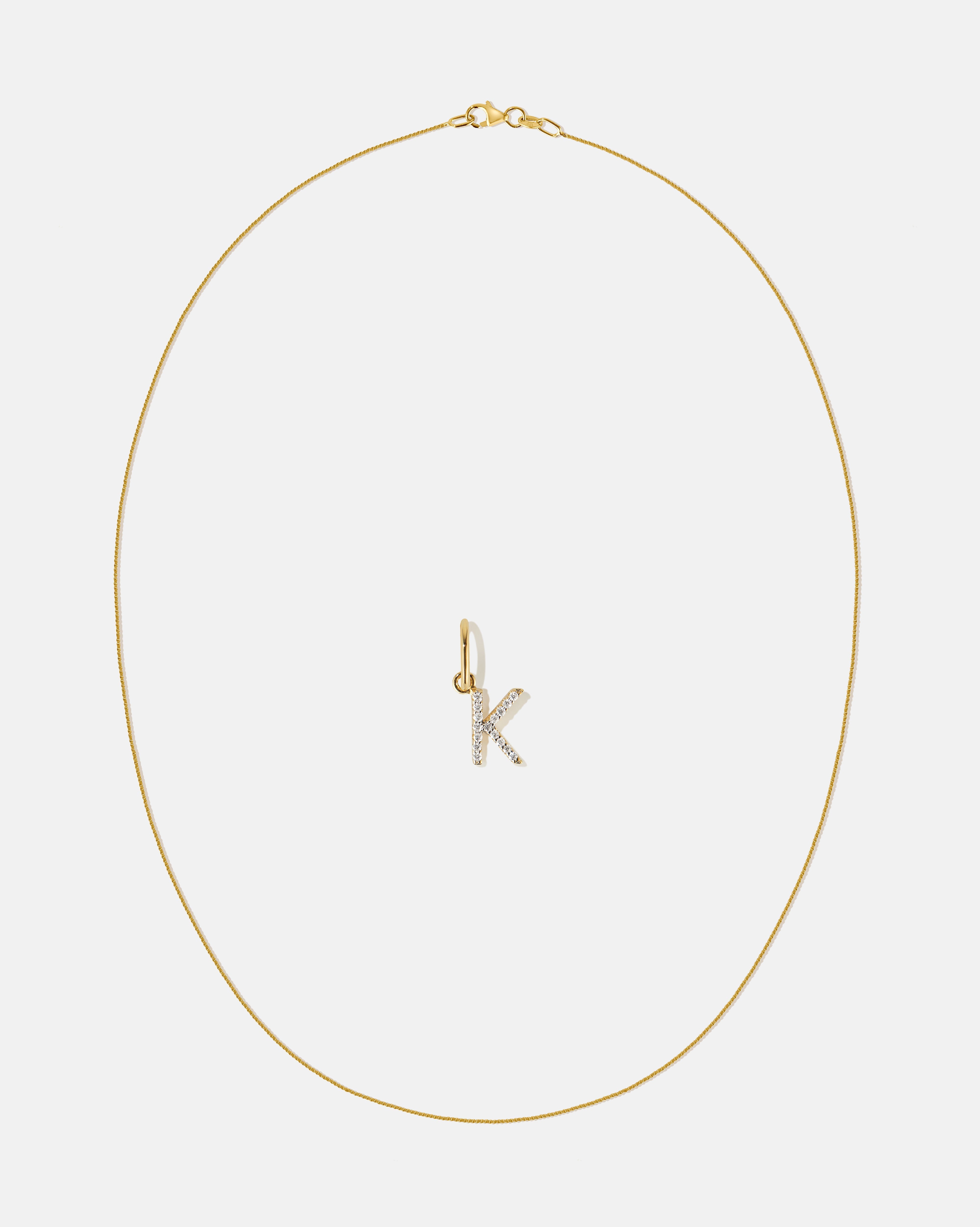 BRUNA The Label Sets Letter Pendant Set