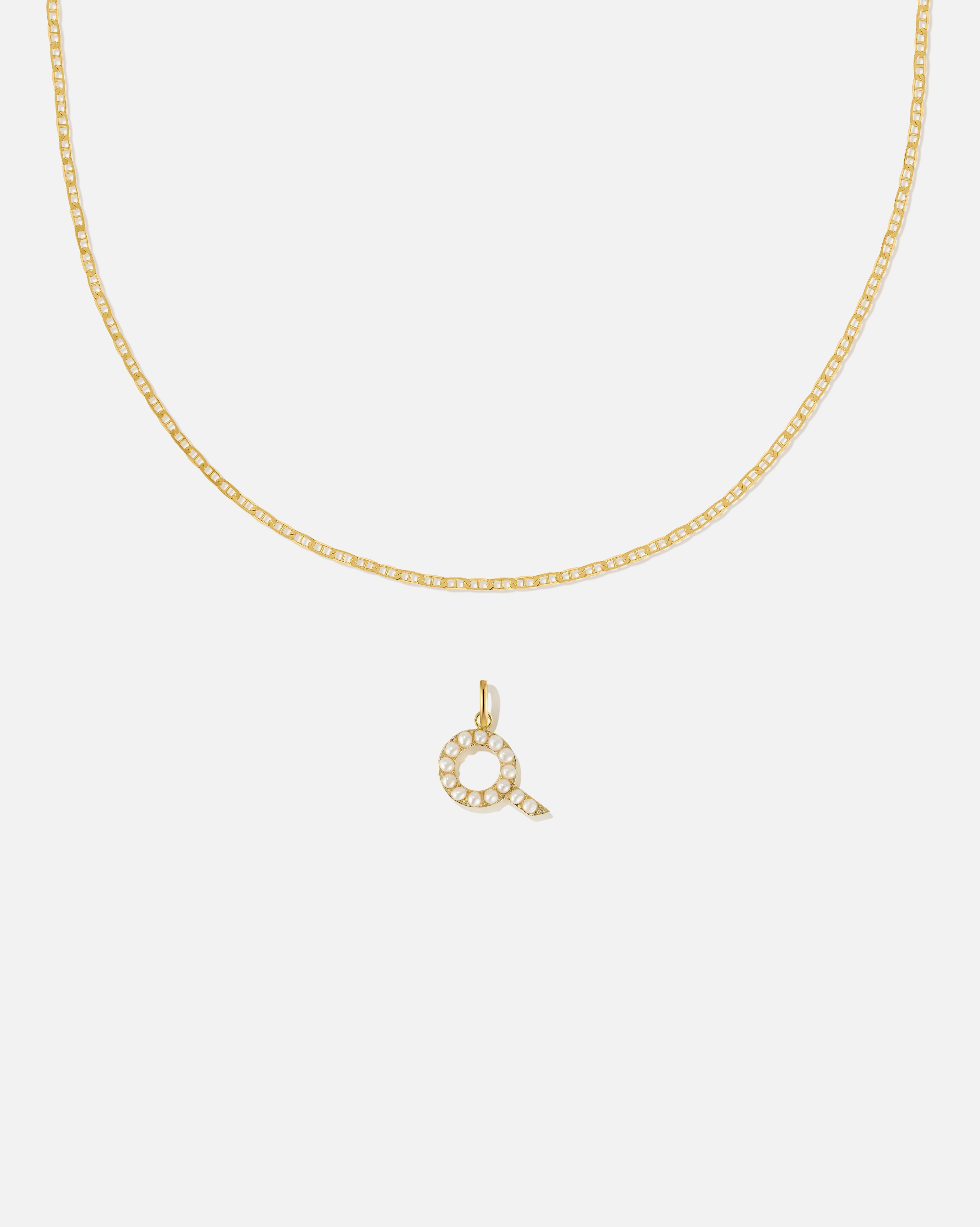 BRUNA The Label Sets Q / 18k Gold Vermeil / Perlen Pearl Letter Charm Set