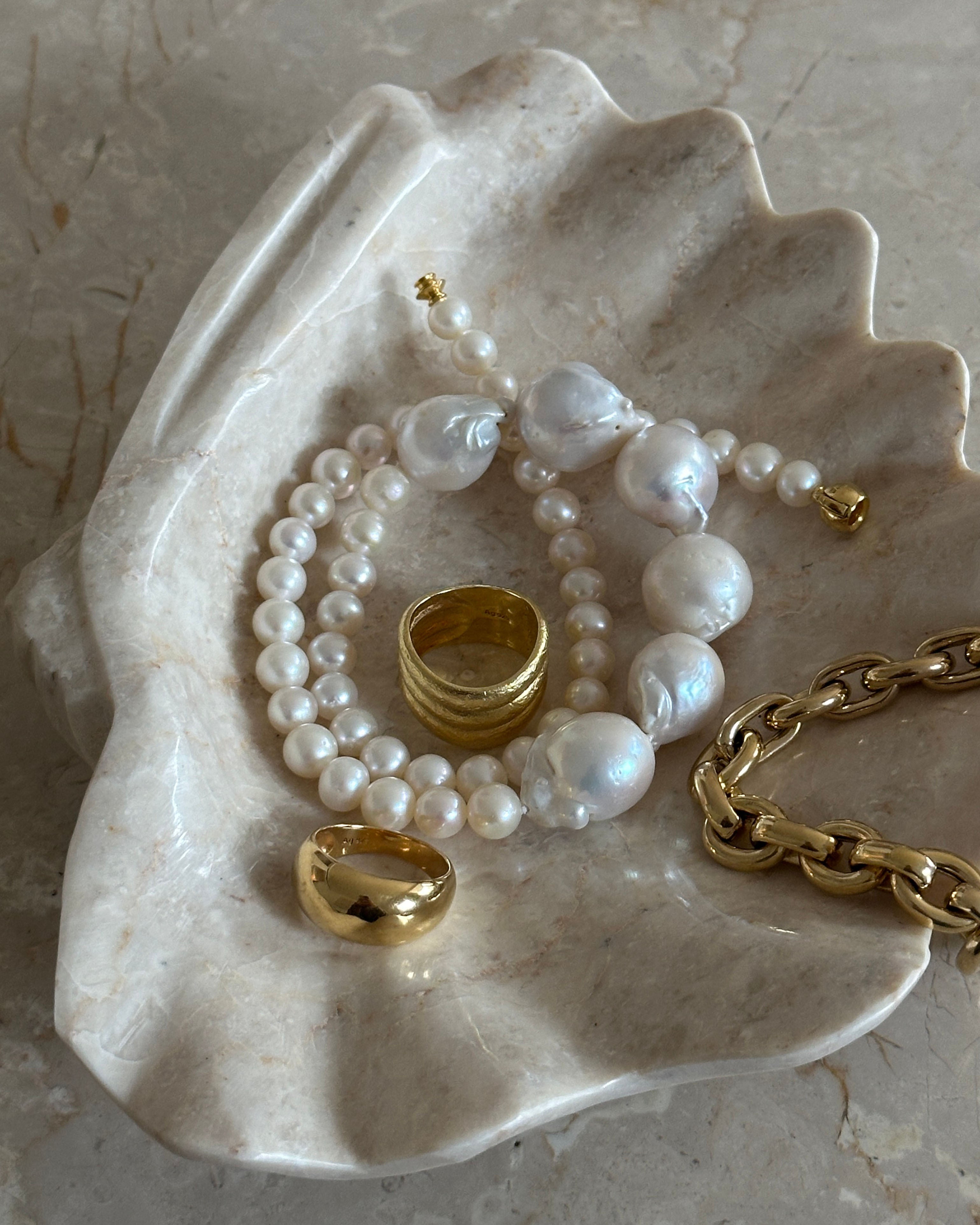 BRUNA The Label Accessoire Venus Marble Tray