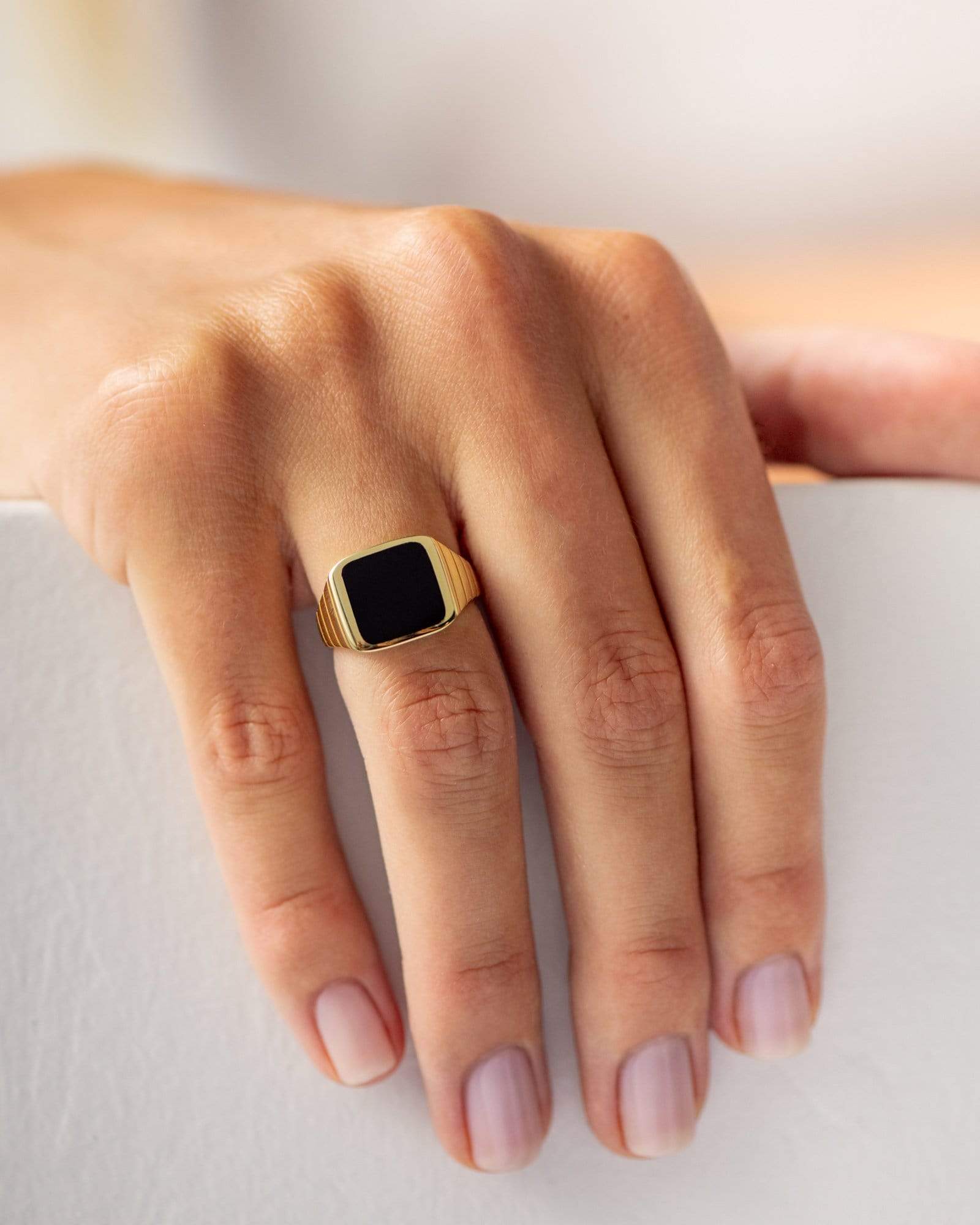 BRUNA The Label Ring Avino Onyx Ring
