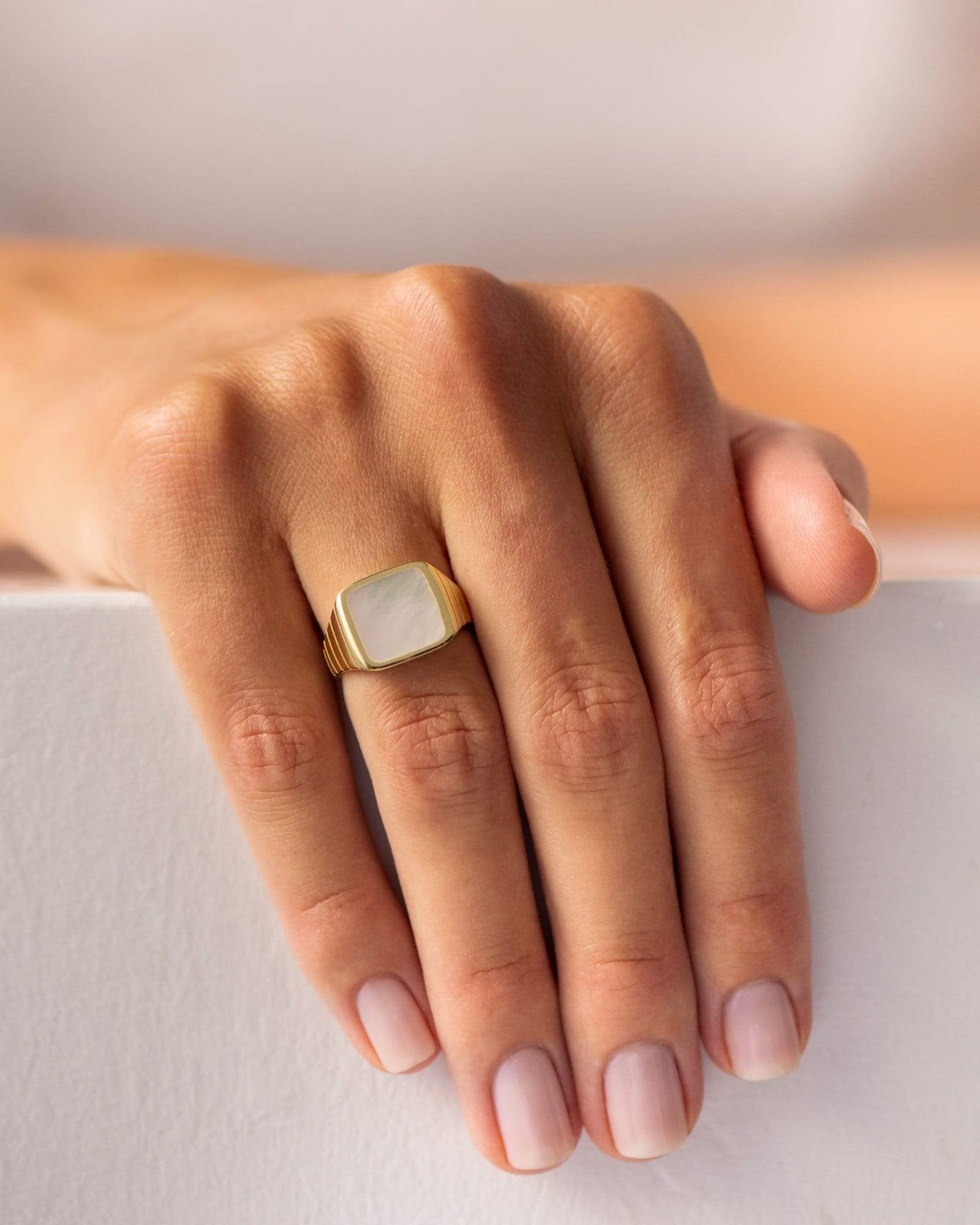 BRUNA The Label Ring Avino Pearl Ring