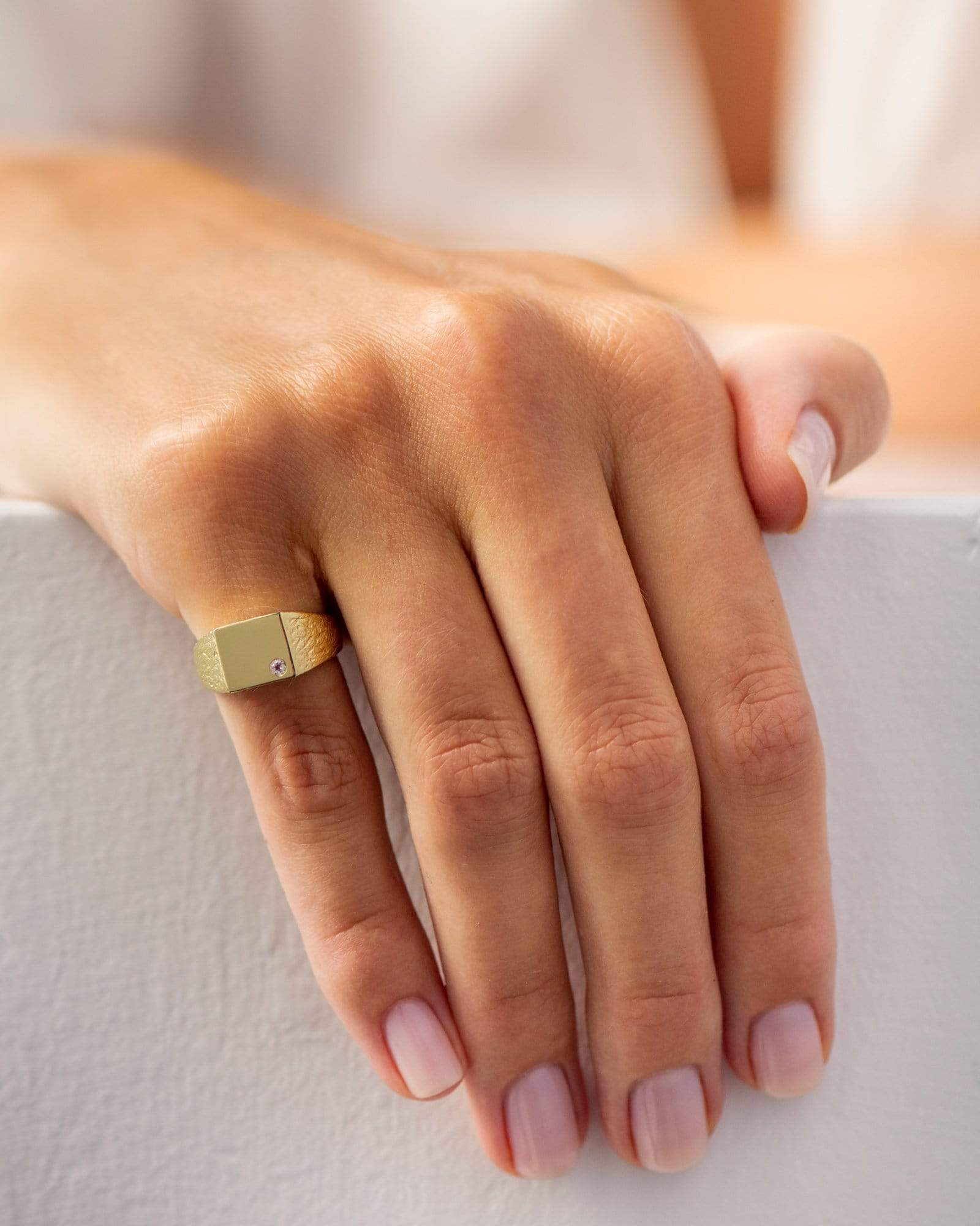 BRUNA The Label Ring Cannes Pinky Ring