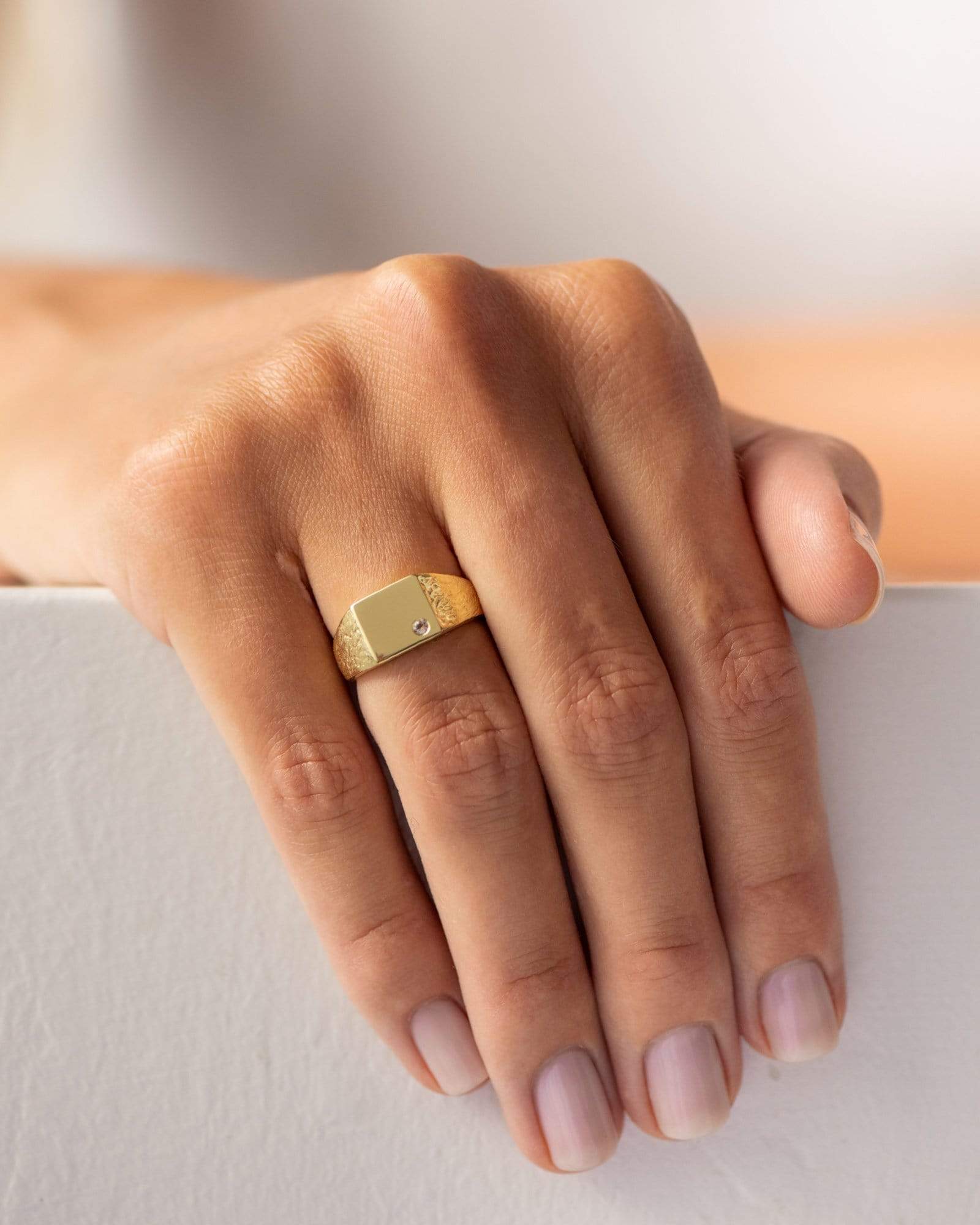 BRUNA The Label Ring Cannes Pinky Ring