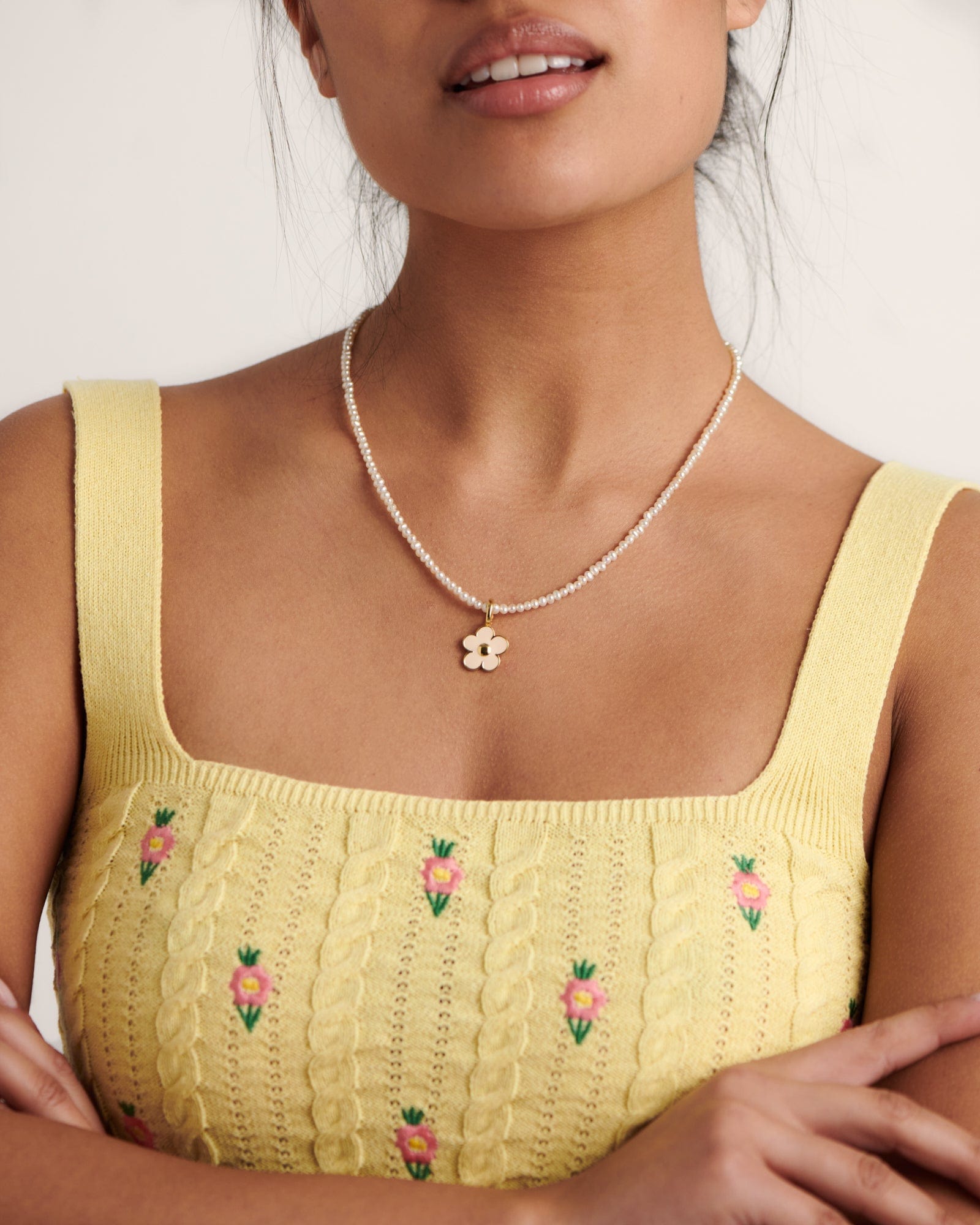 BRUNA The Label Charm 18k Gold Vermeil / Emaille Fleur Charm Seashell