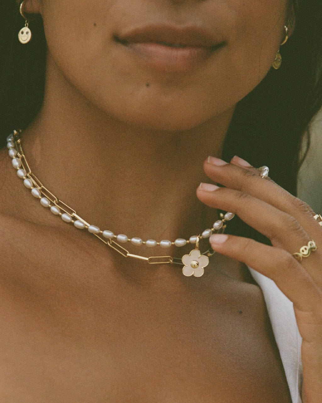 BRUNA The Label Charm 18k Gold Vermeil / Emaille Fleur Charm Seashell