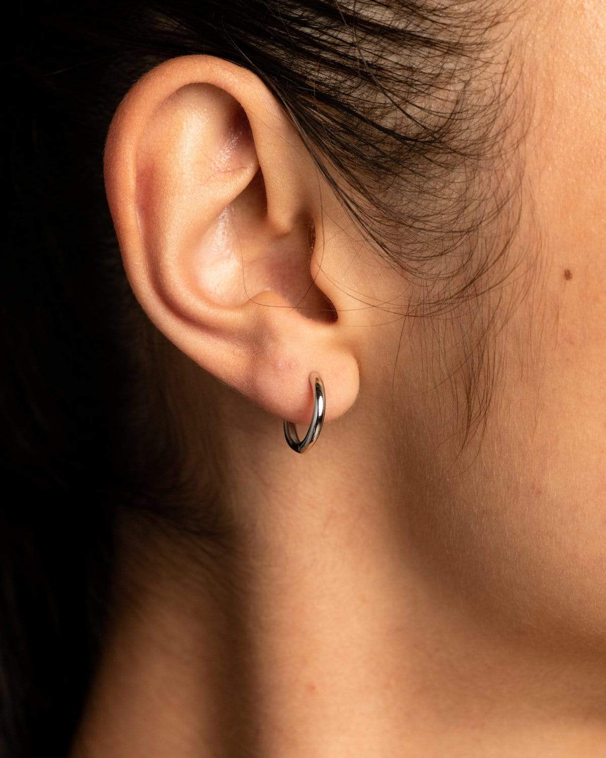 Bruna The Label Earrings Isola Medium Hoops