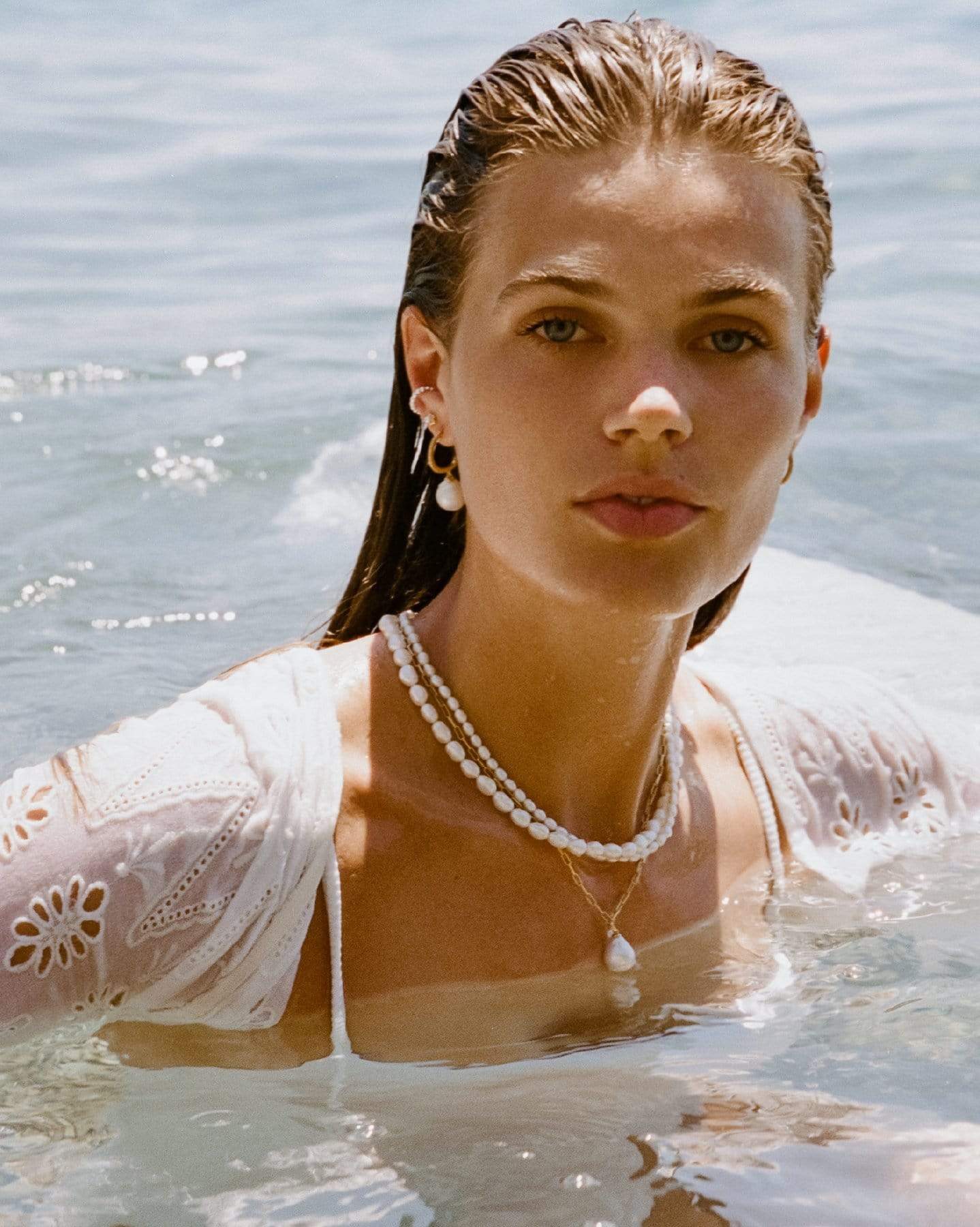 BRUNA The Label Earrings 18k Gold Vermeil / Perlen La Perla Hoops