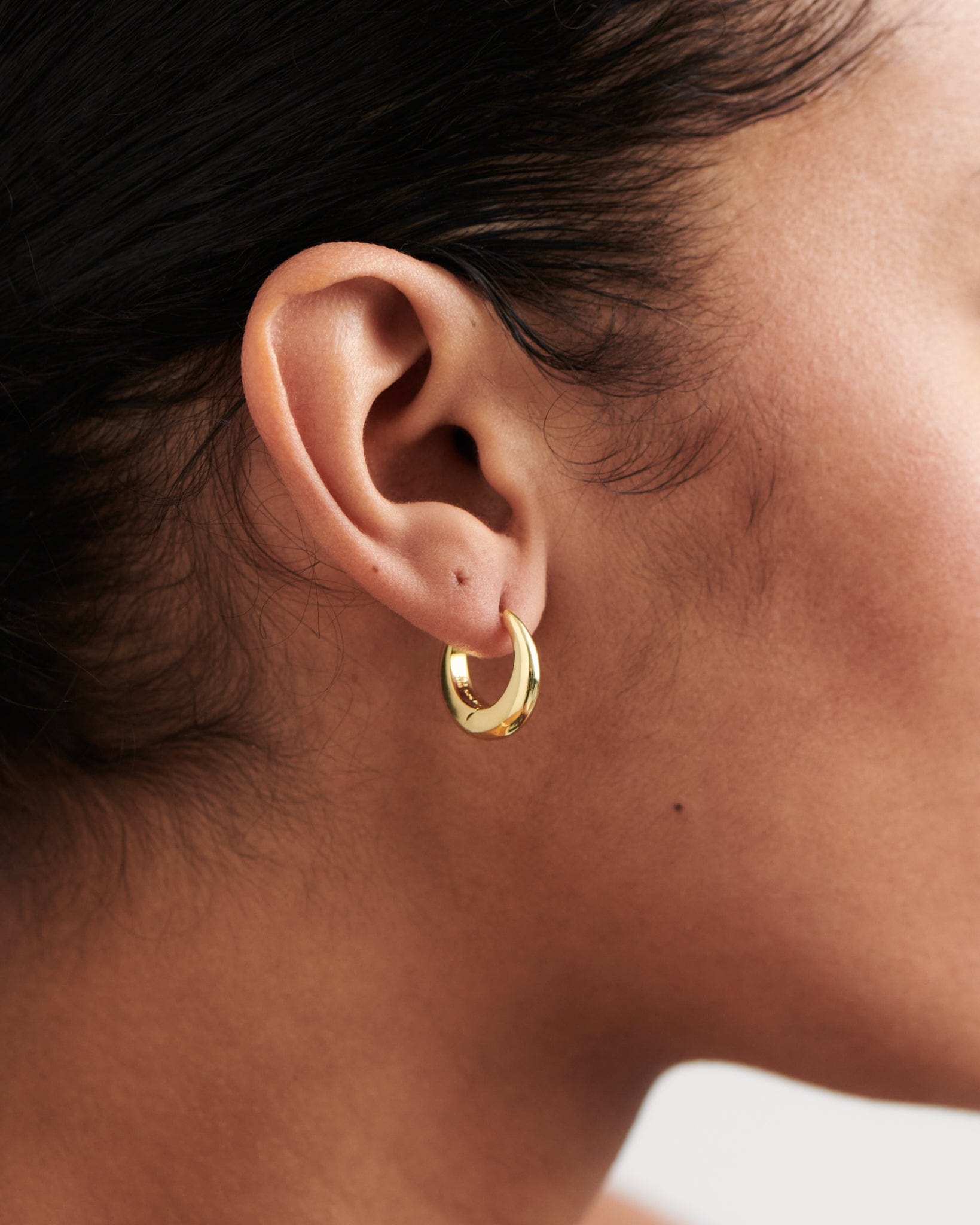 BRUNA The Label Earrings Merida Medium Hoops