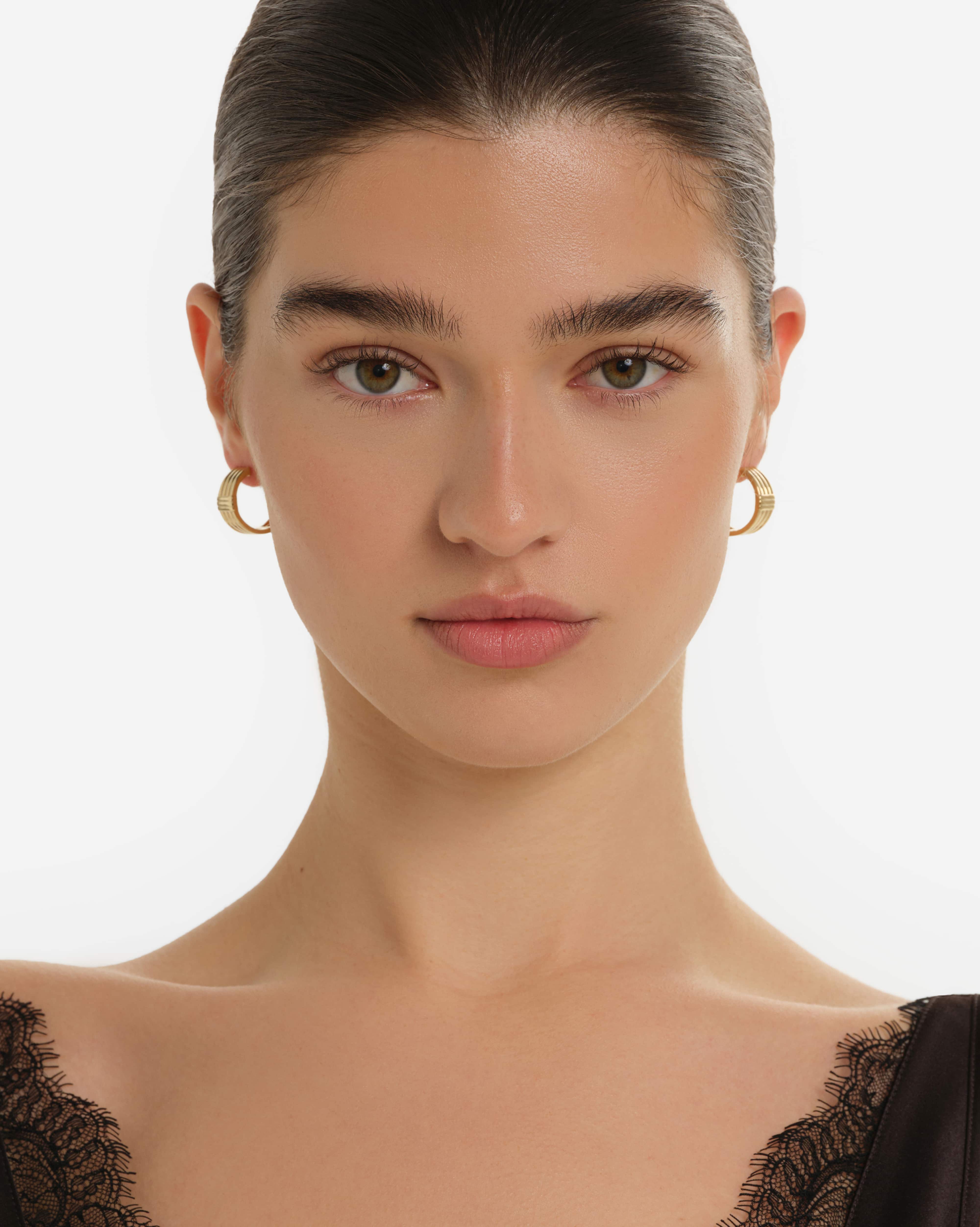 Calavino Medium Hoops
