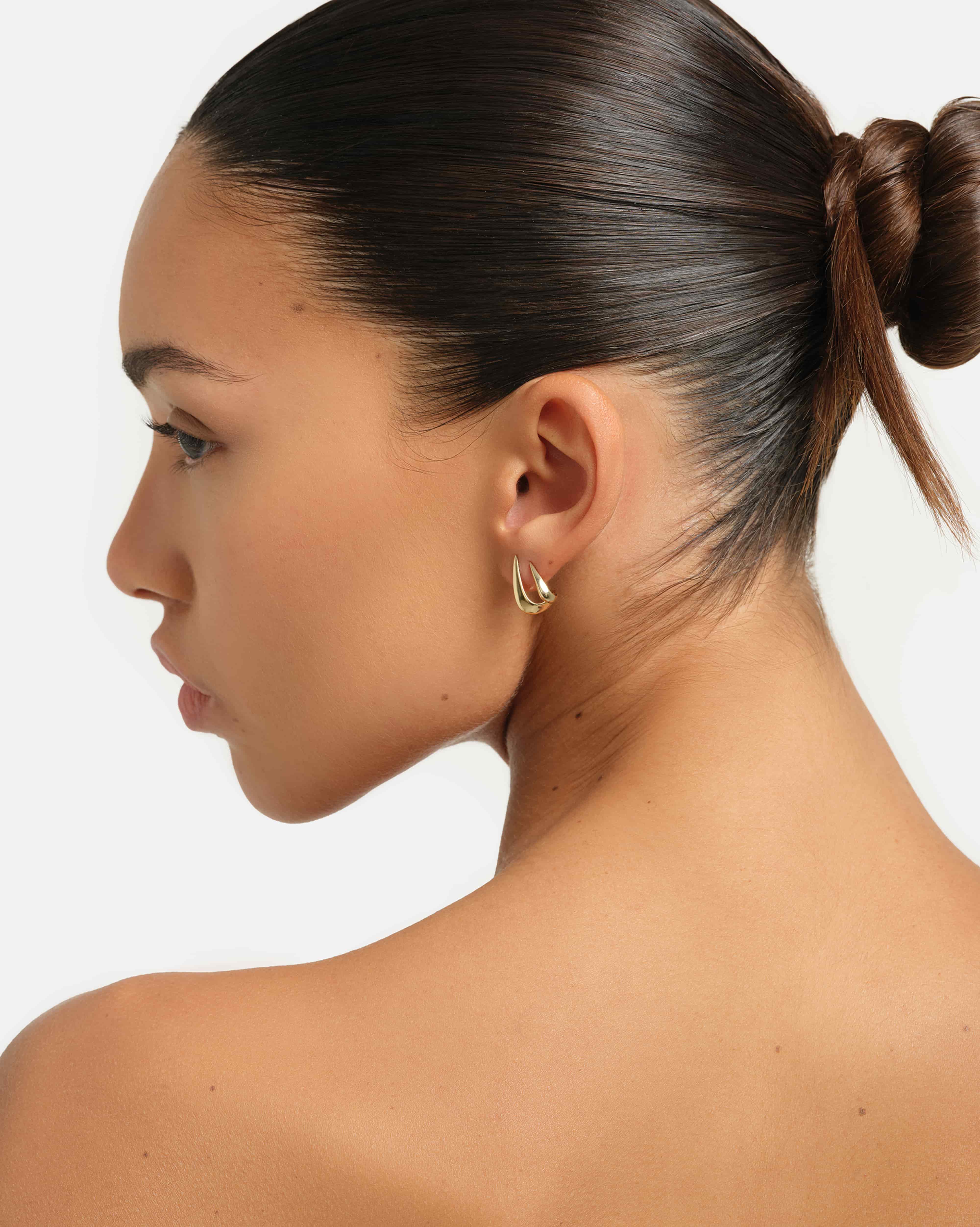 Arzana Hoops