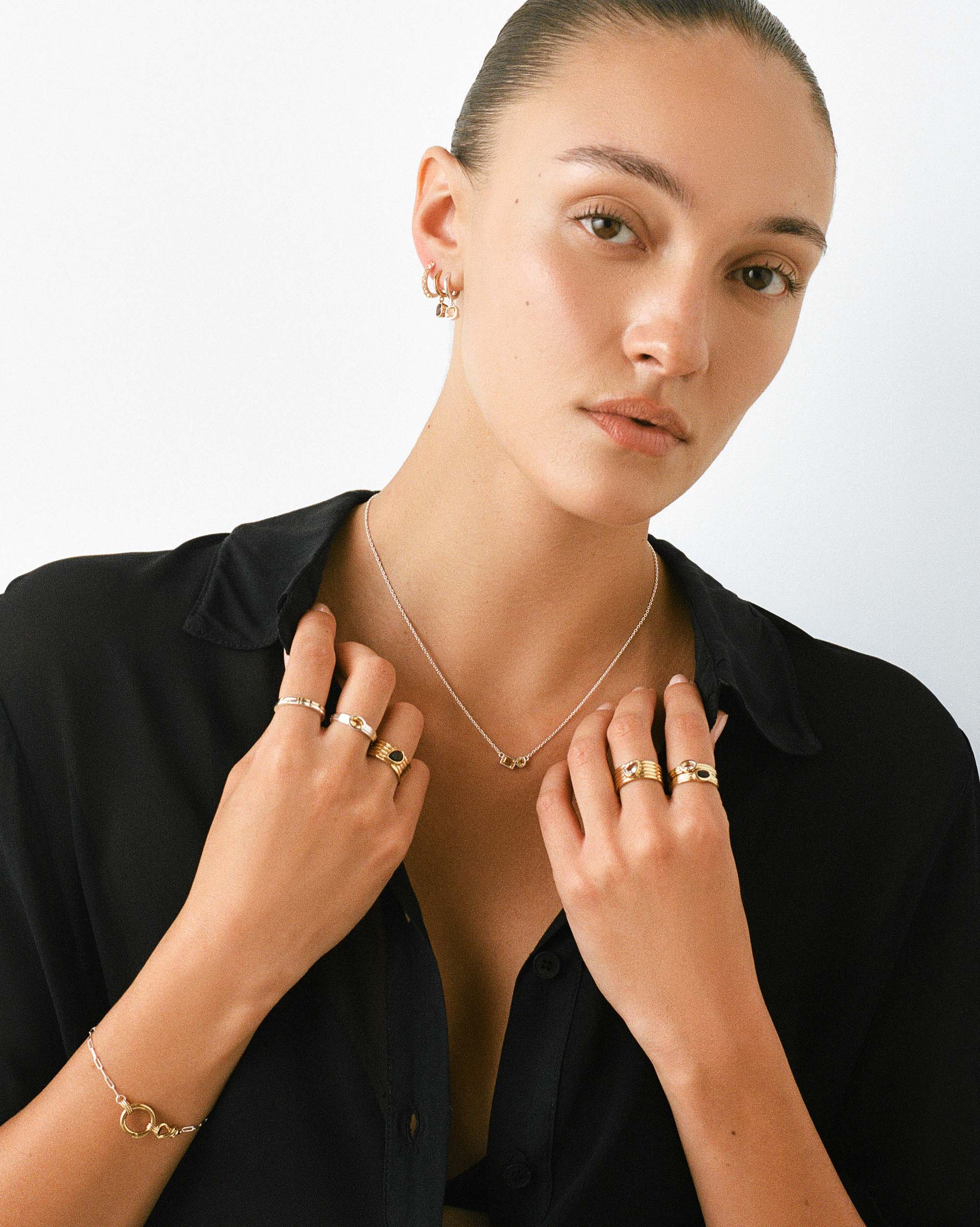 Atri Necklace
