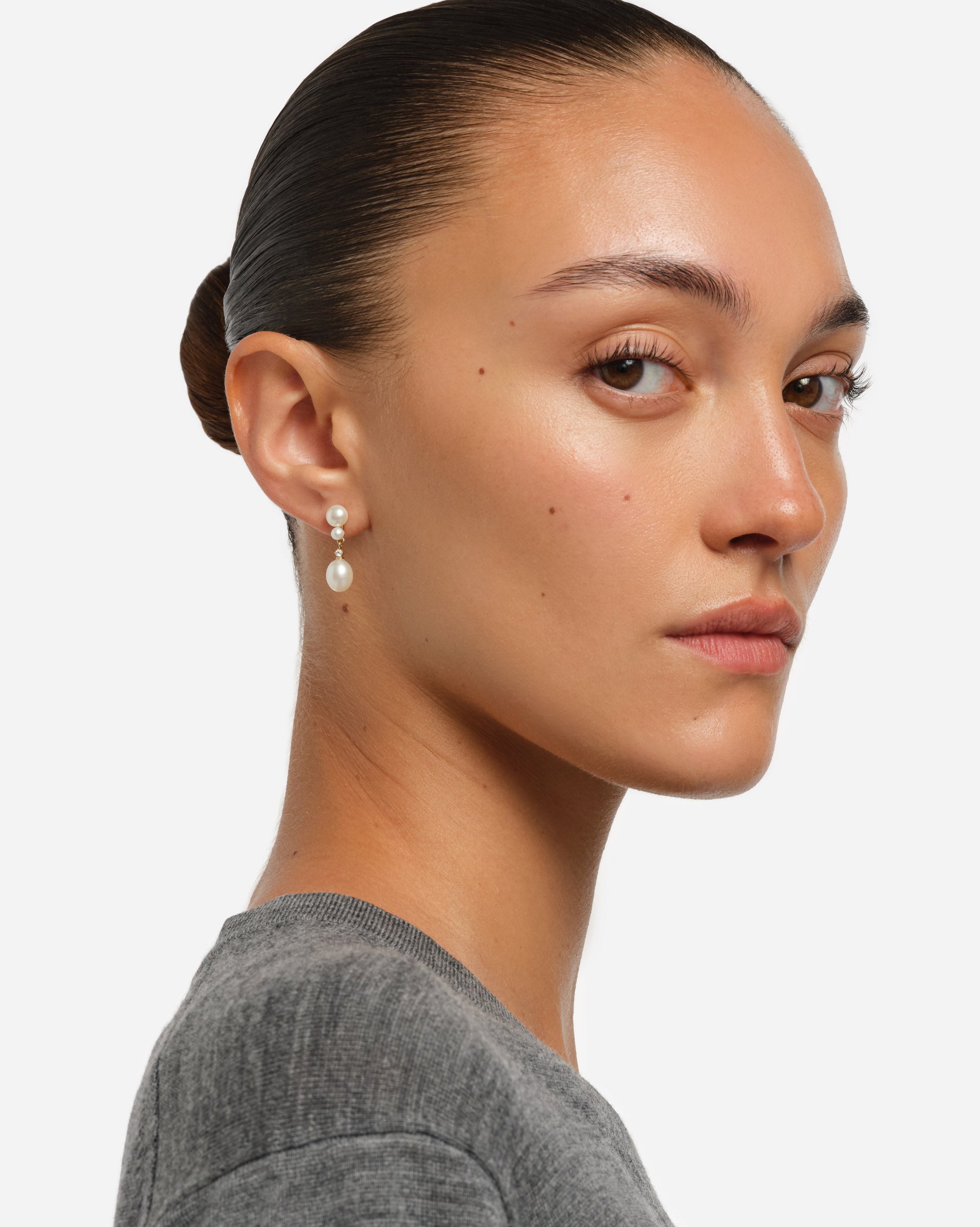 Daia Earrings