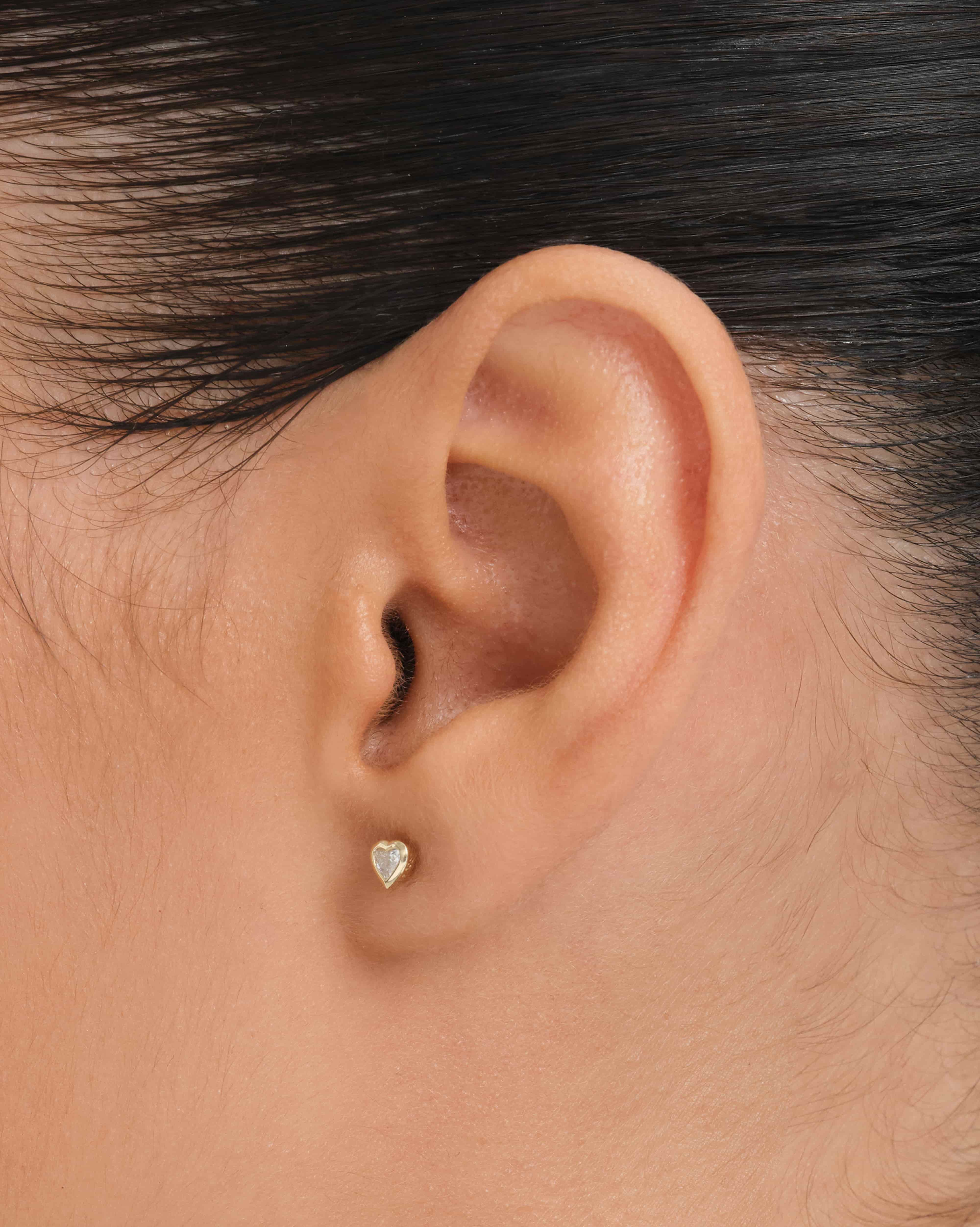 Désir Threaded Stud