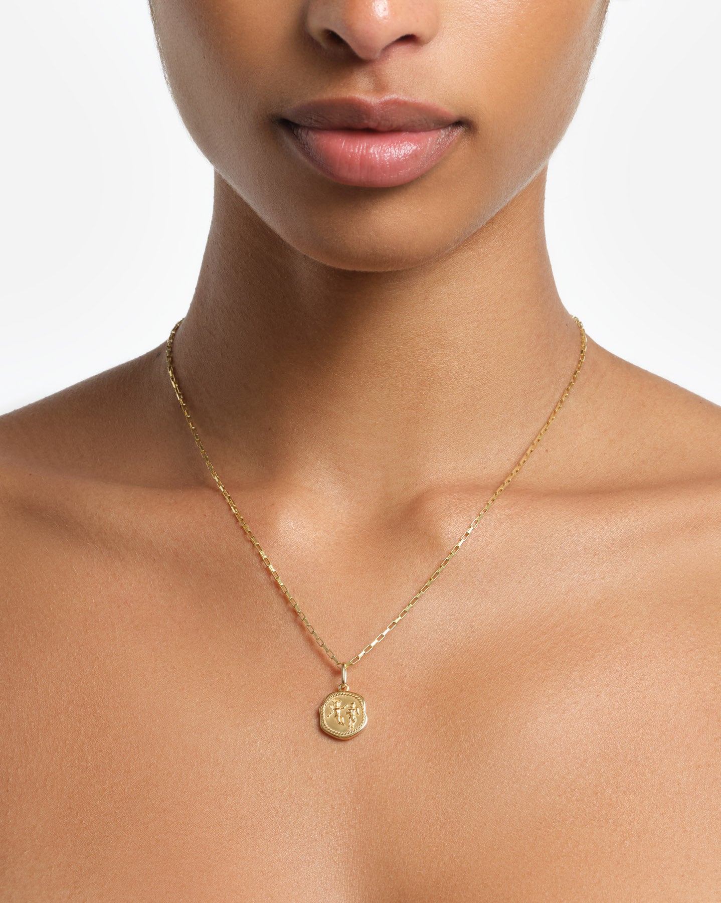Divino Charm