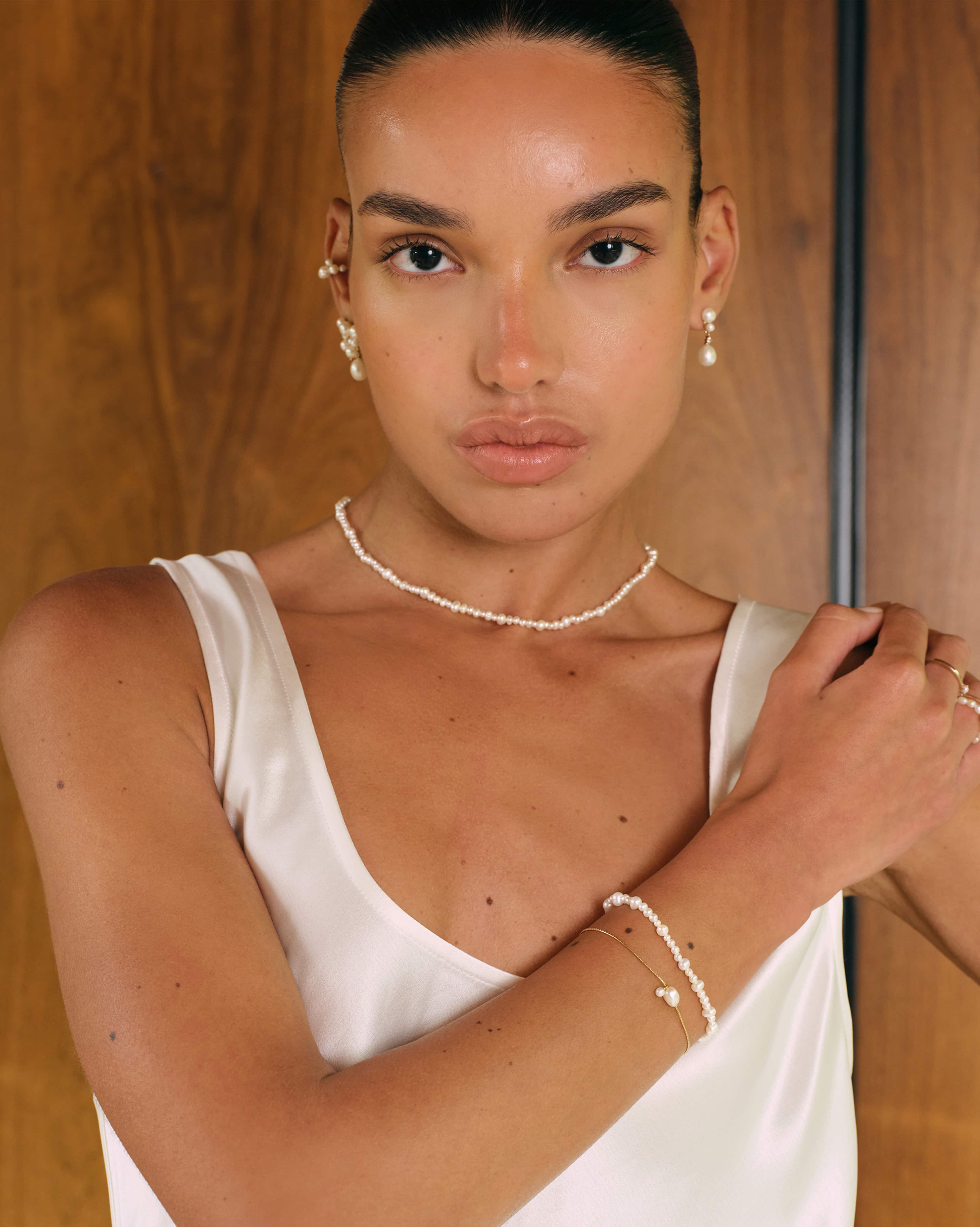 Evia Necklace