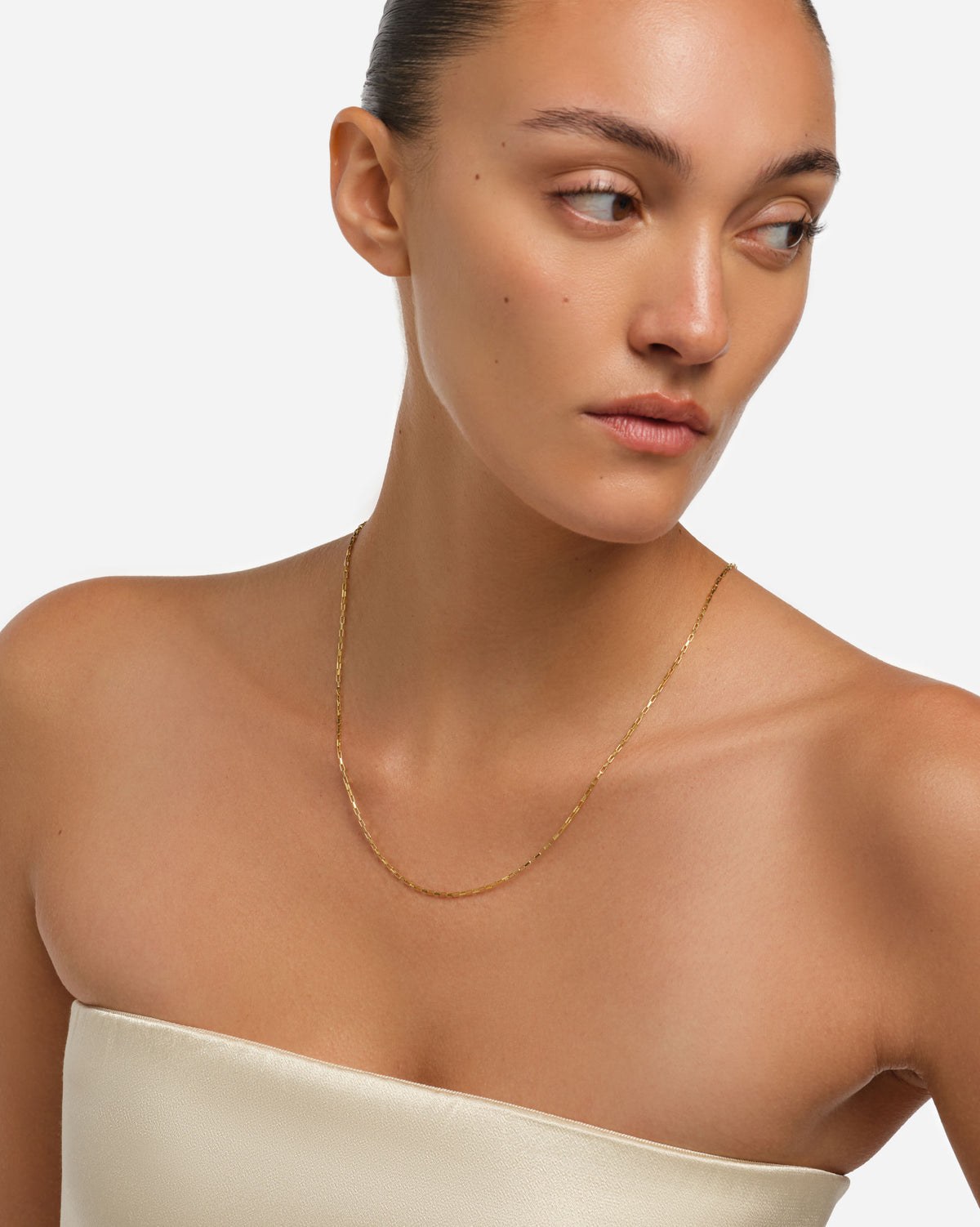 Nîmes Necklace