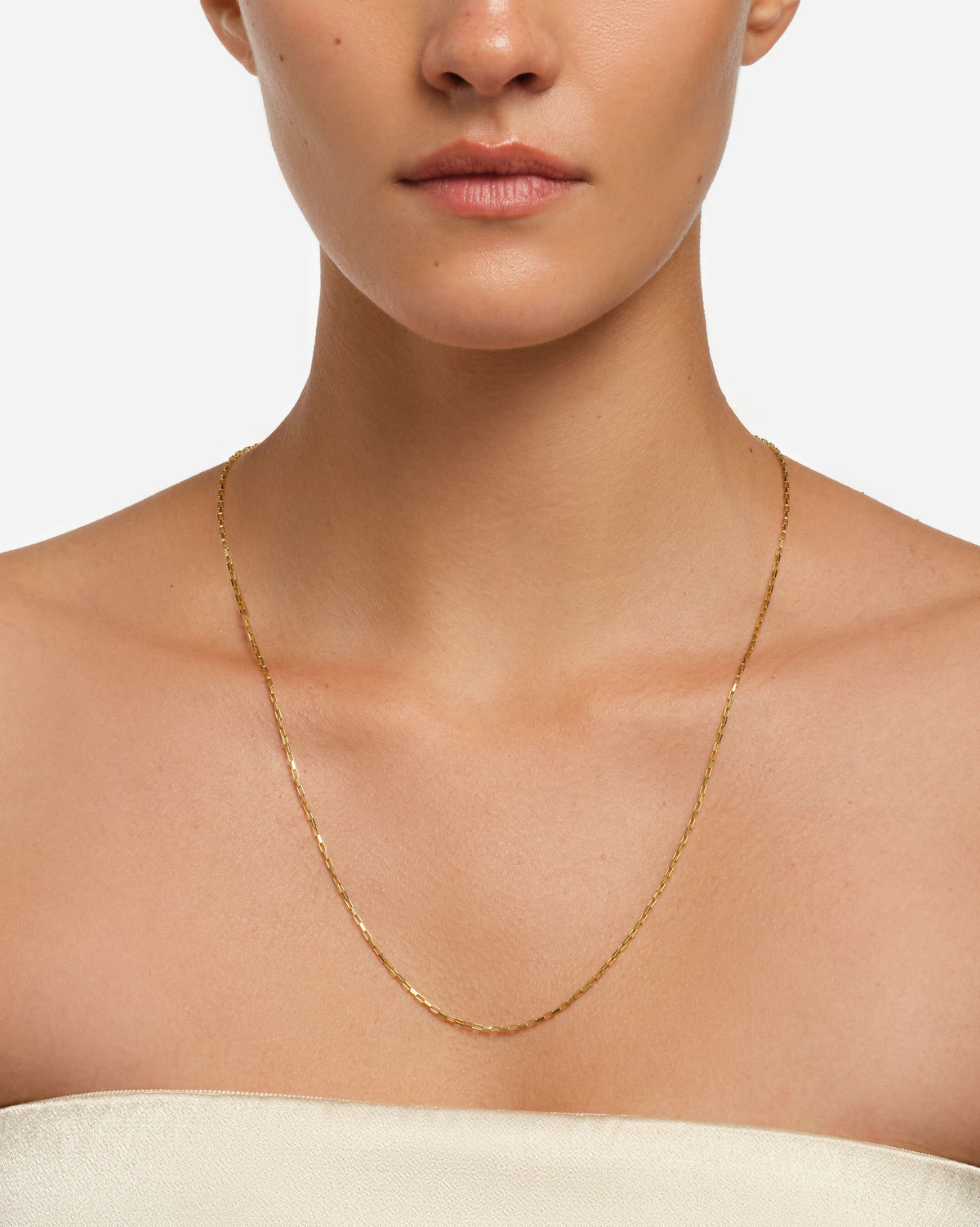 Nîmes Necklace
