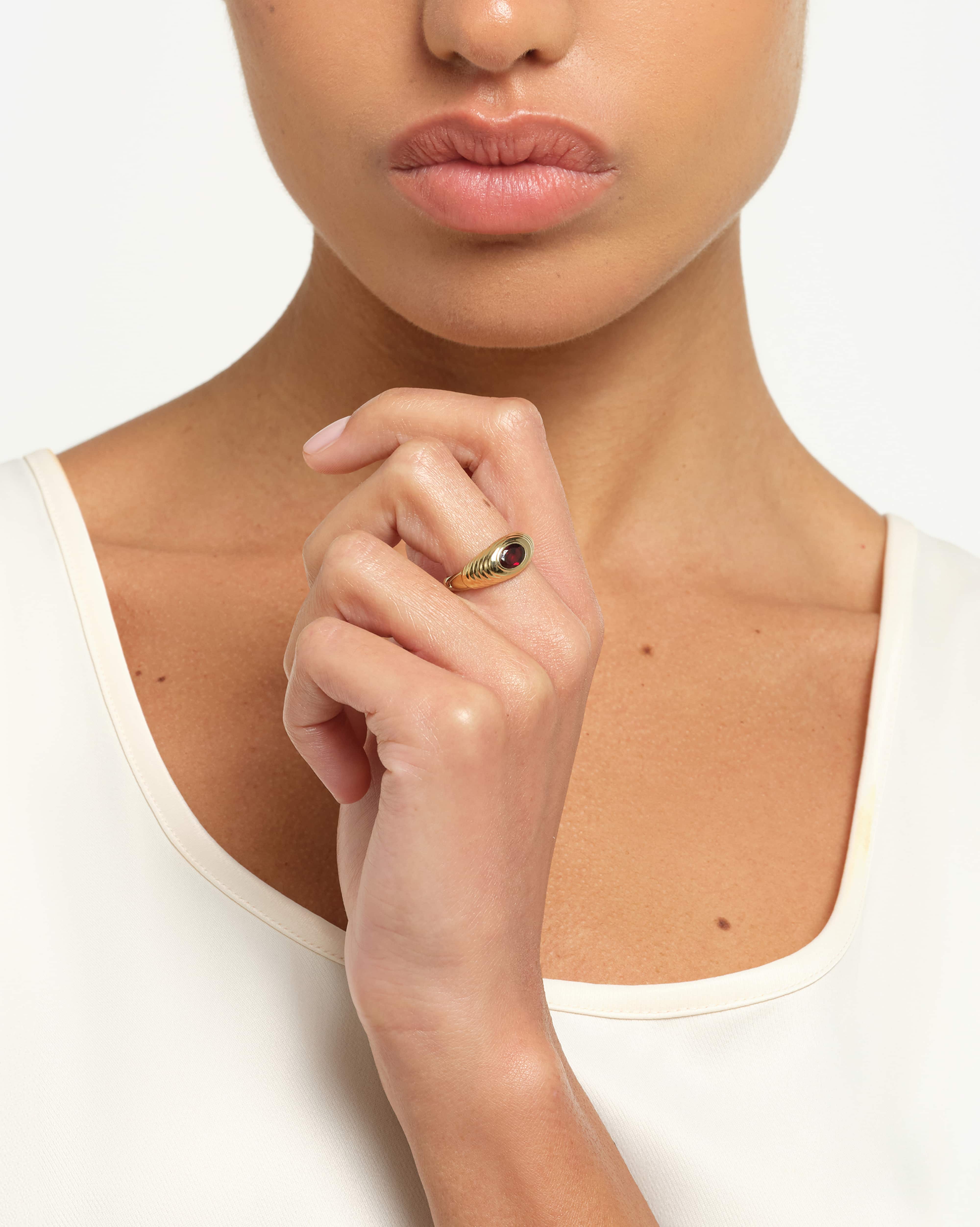 Procida Garnet Ring