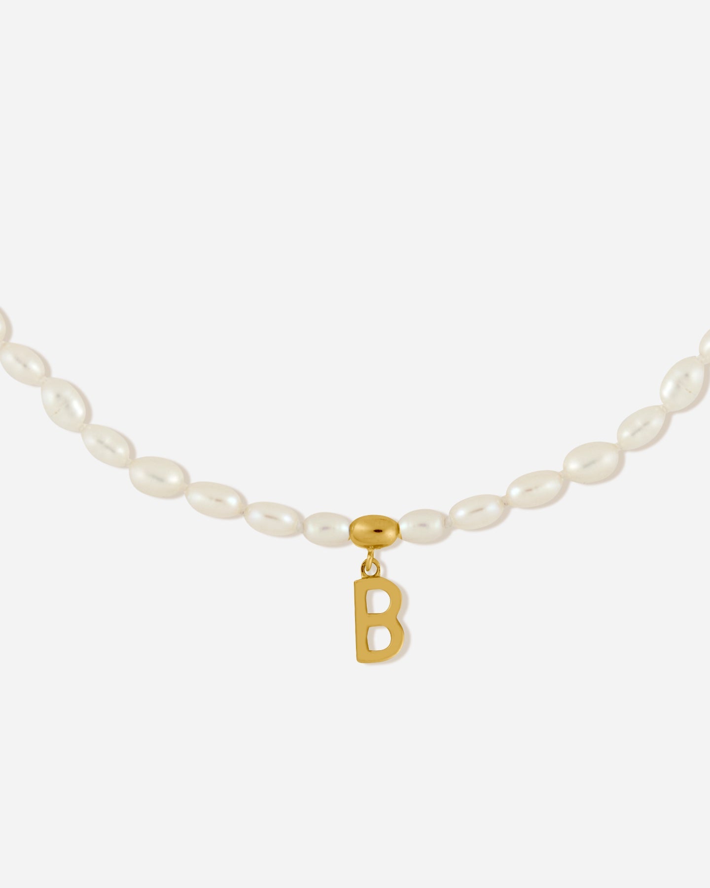 BRUNA The Label Necklace B / 18k Gold Vermeil / Perlen Antibes Letter Choker