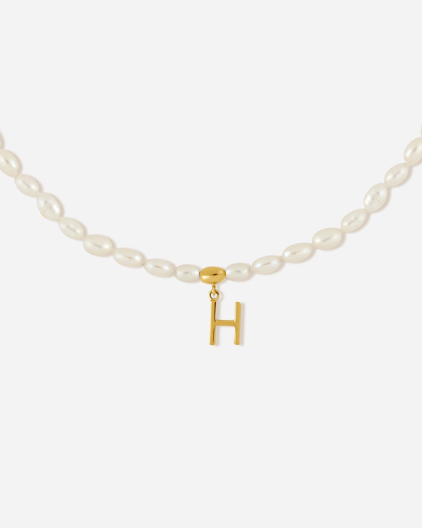 BRUNA The Label Necklace H / 18k Gold Vermeil / Perlen Antibes Letter Choker