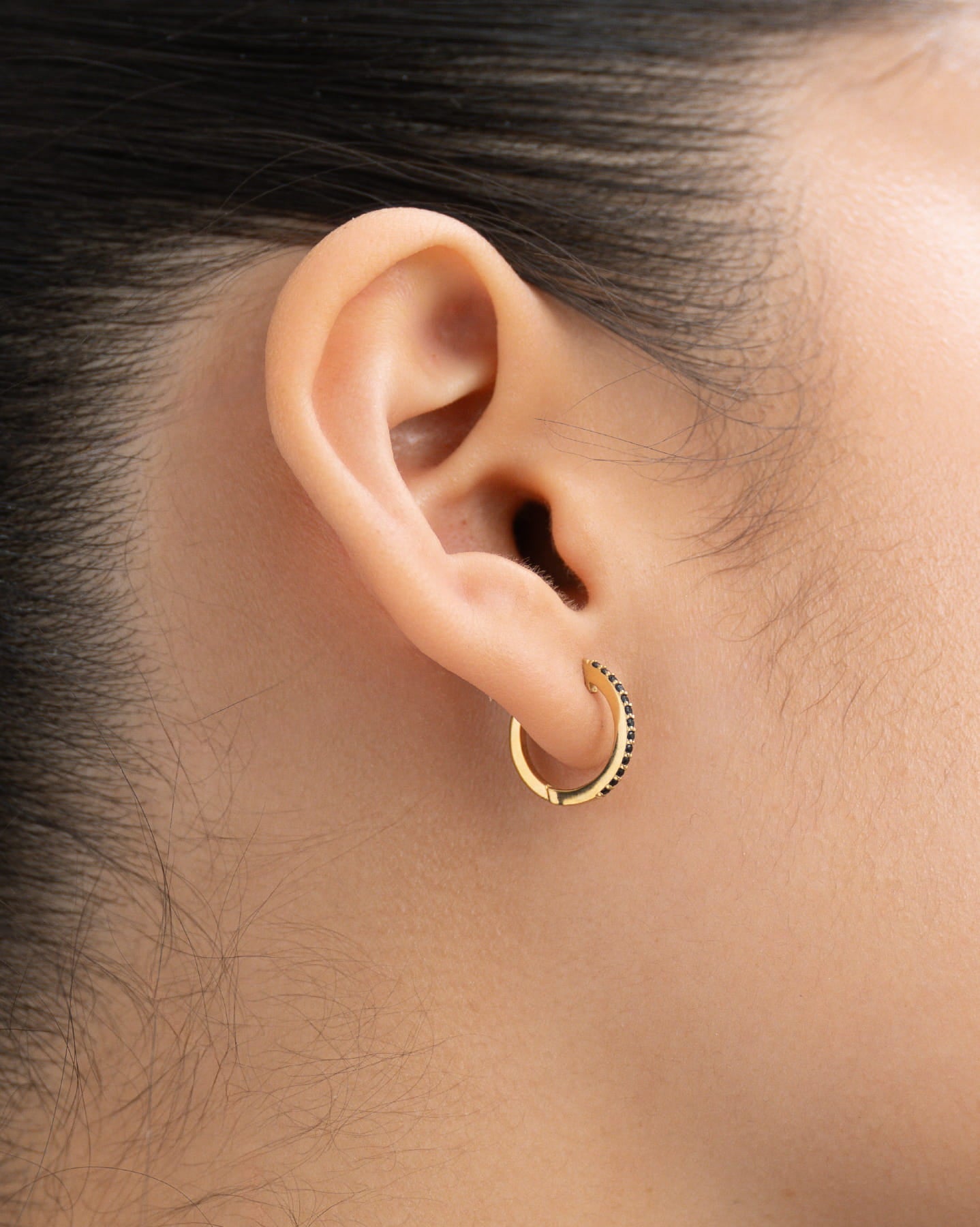 BRUNA The Label Earrings Lumière Onyx Hoops