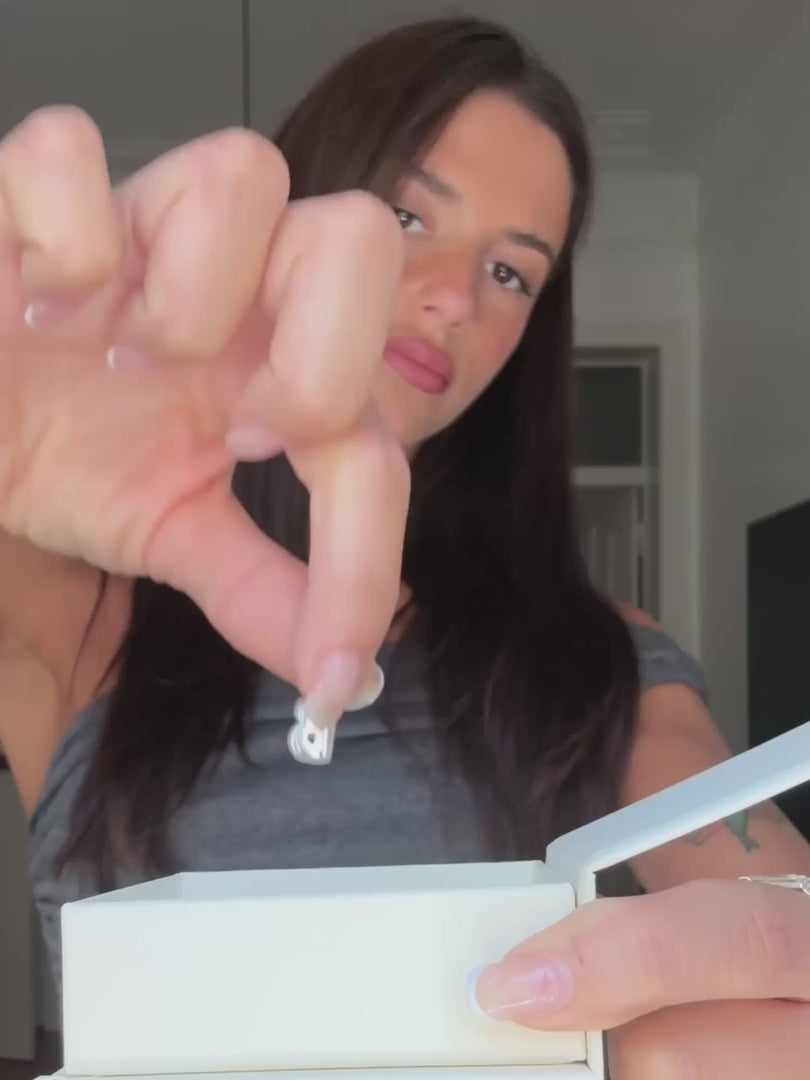 BRUNA The Label Charm Bubble Letter Charm 925 Sterlingsilber lifestyle