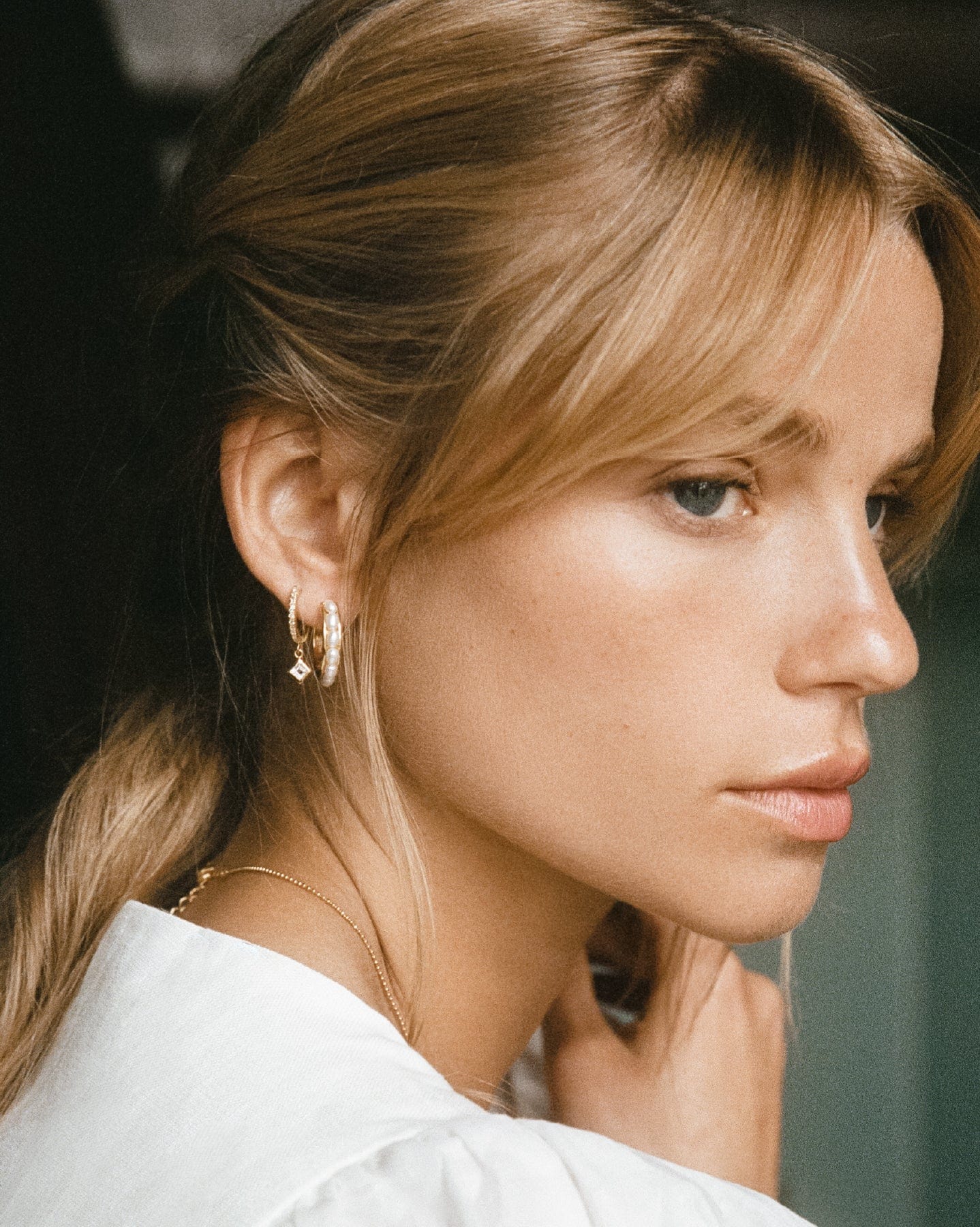 BRUNA The Label Earrings 18k Gold Vermeil / Perlen Rosemary Hoops