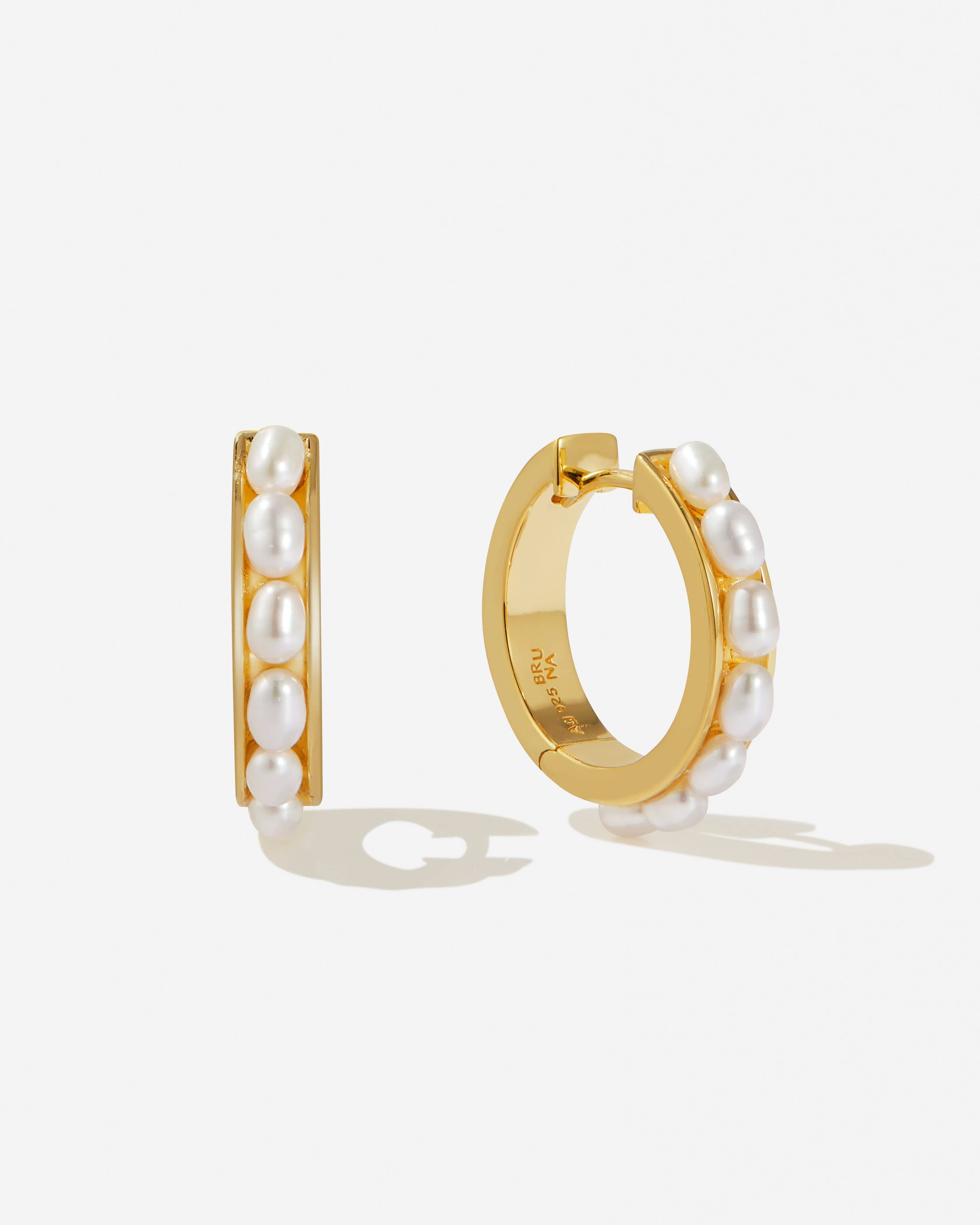 BRUNA The Label Earrings 18k Gold Vermeil / Perlen Rosemary Hoops